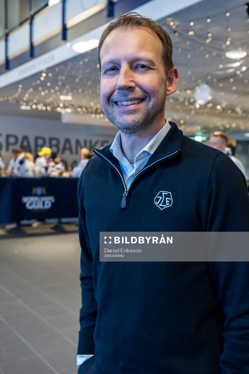 Leksands VD Andreas Hedbom innan ishockeymatchen i SHL