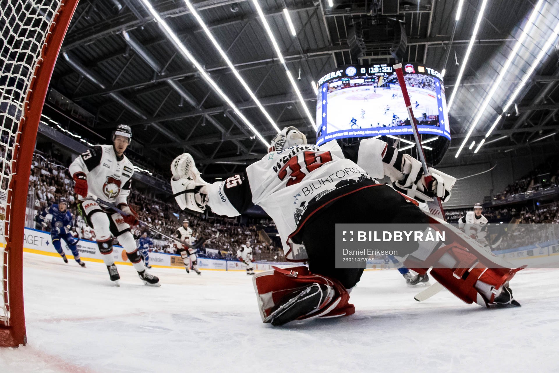 Malmö Redhawks målvakt Adam Werner och Malmö Redhawks