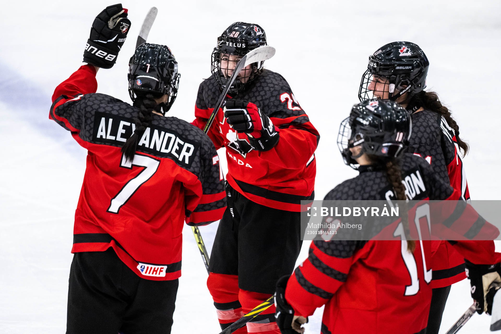 Abby Lunney of Canada celebrates 8-0
