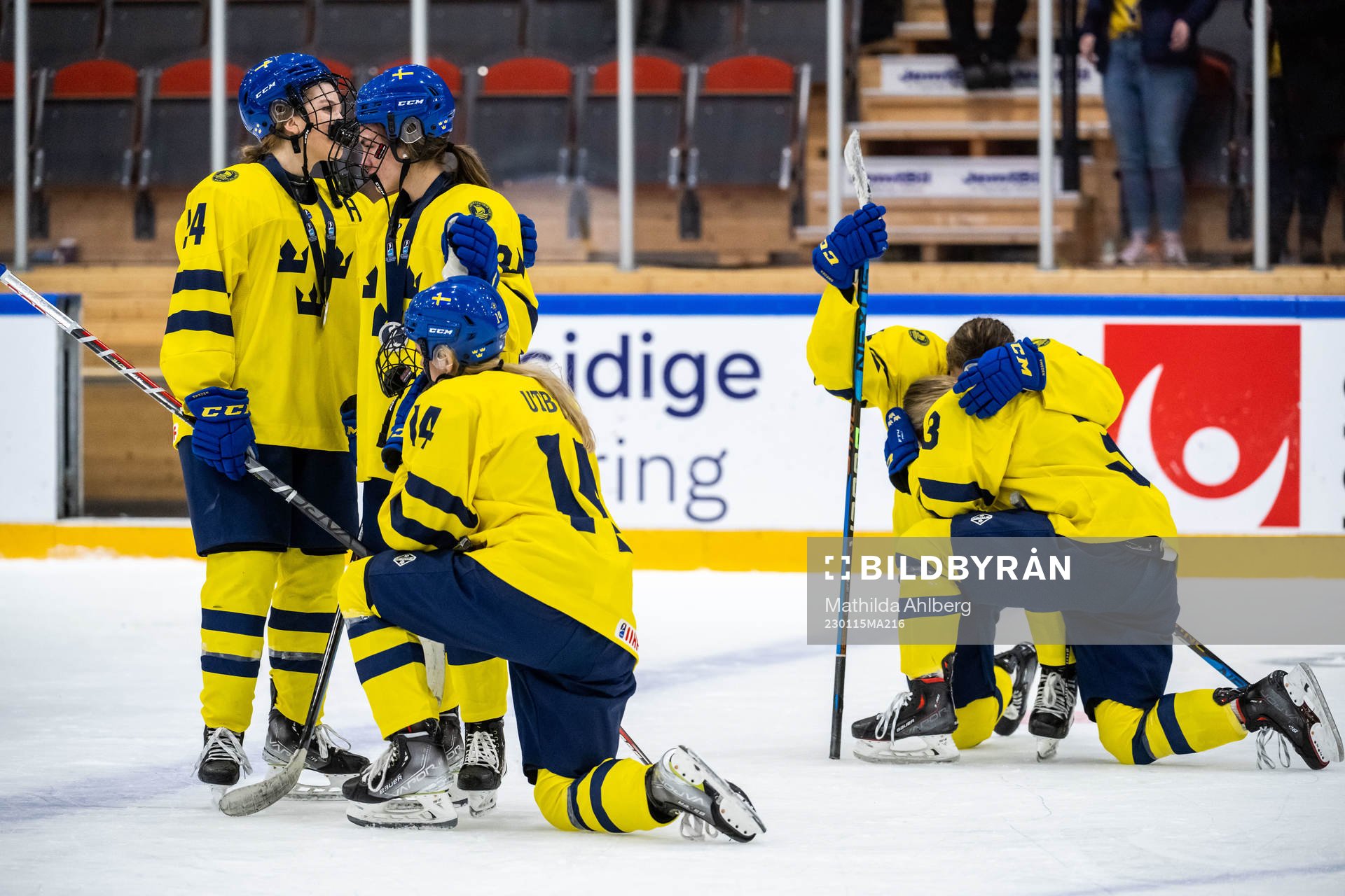Ebba Hedqvist, Emma Rehn, Tilde Utbult, Jenna Raunio and