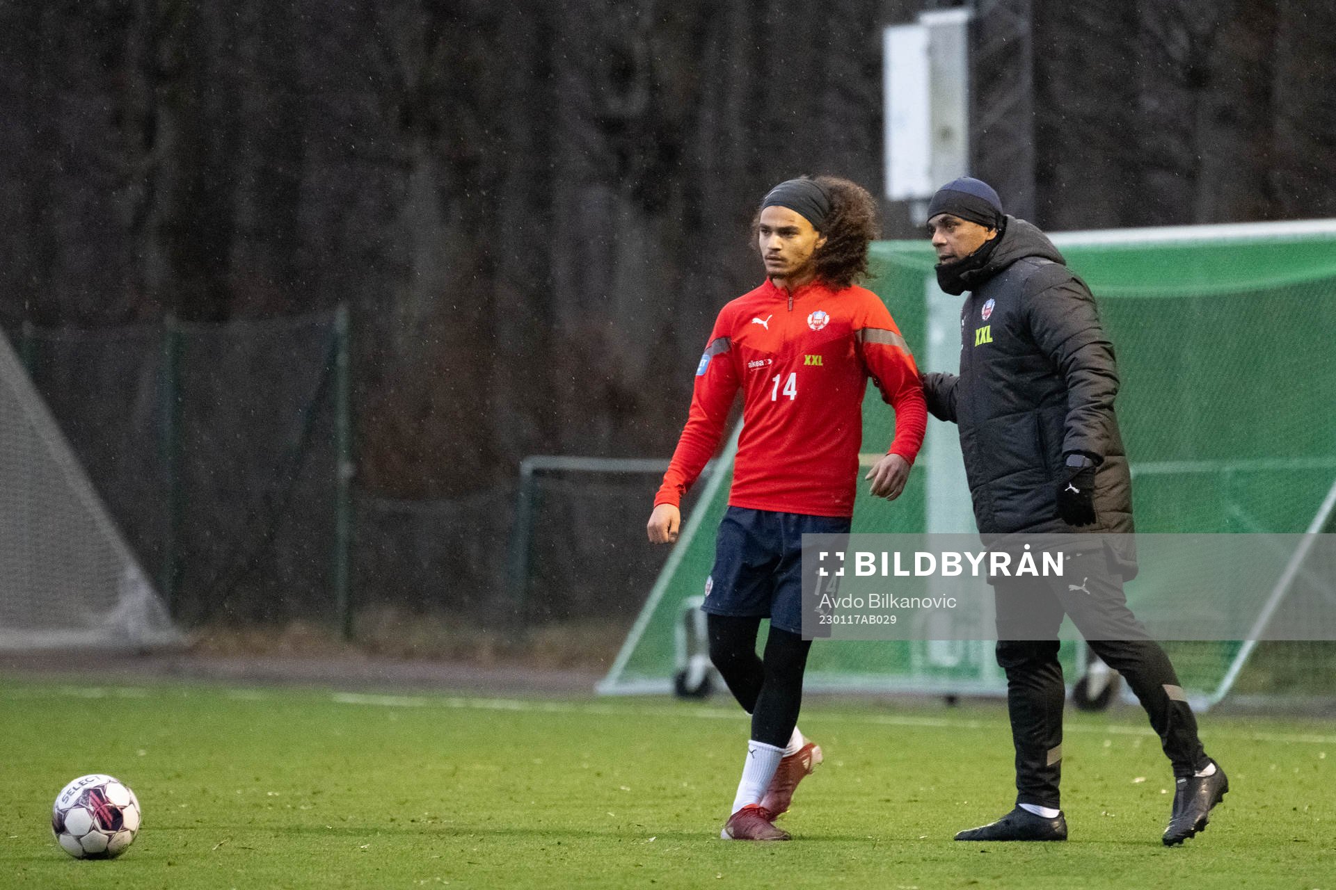 Helsingborgs tränare Álvaro Santos och Adam Kaied