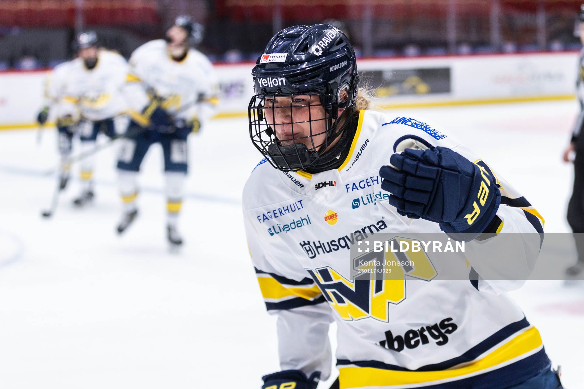 HV71s målvakt Lina Van Noort jublar
