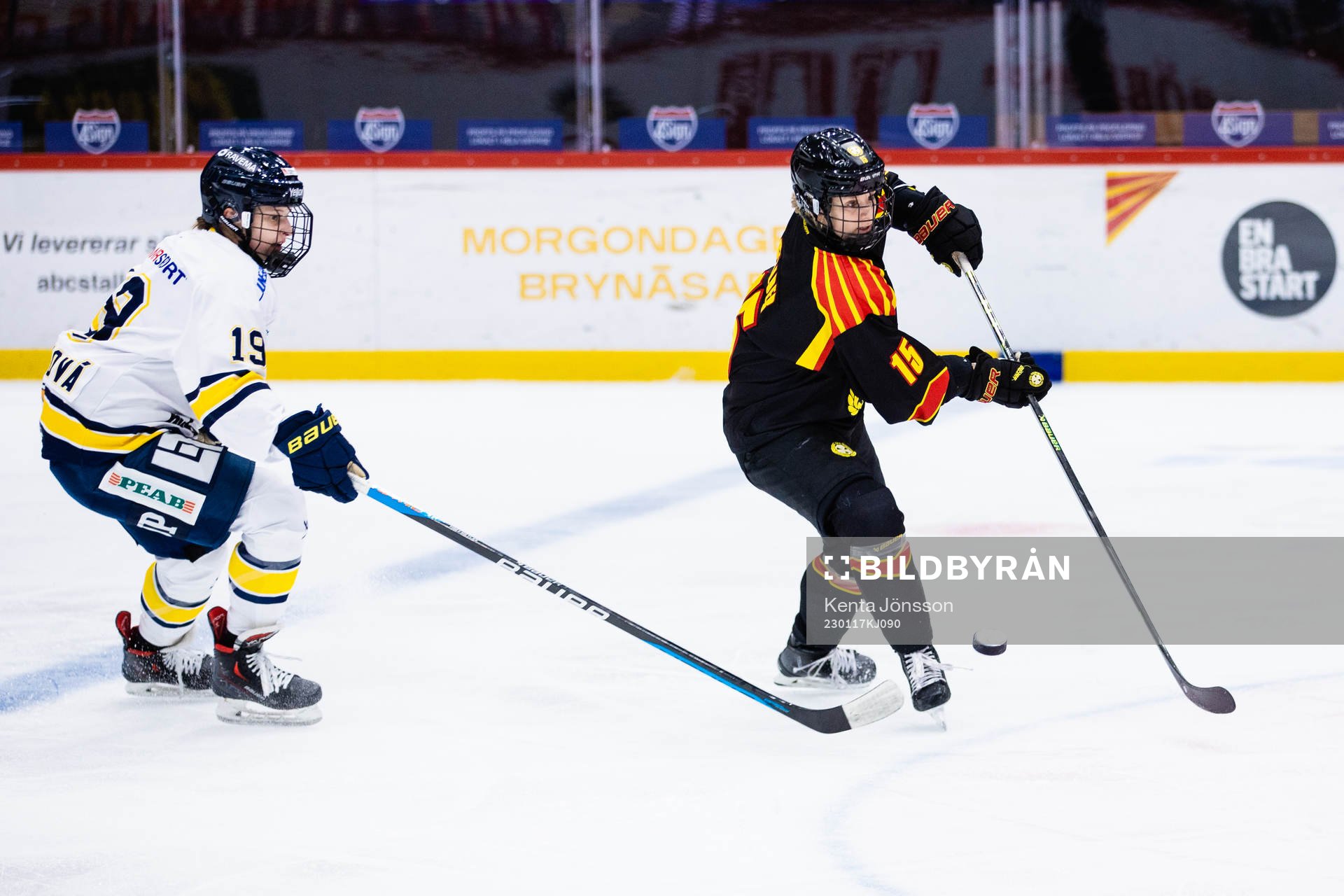 s Klara Seroiszkova och Brynäs Lara Stalder