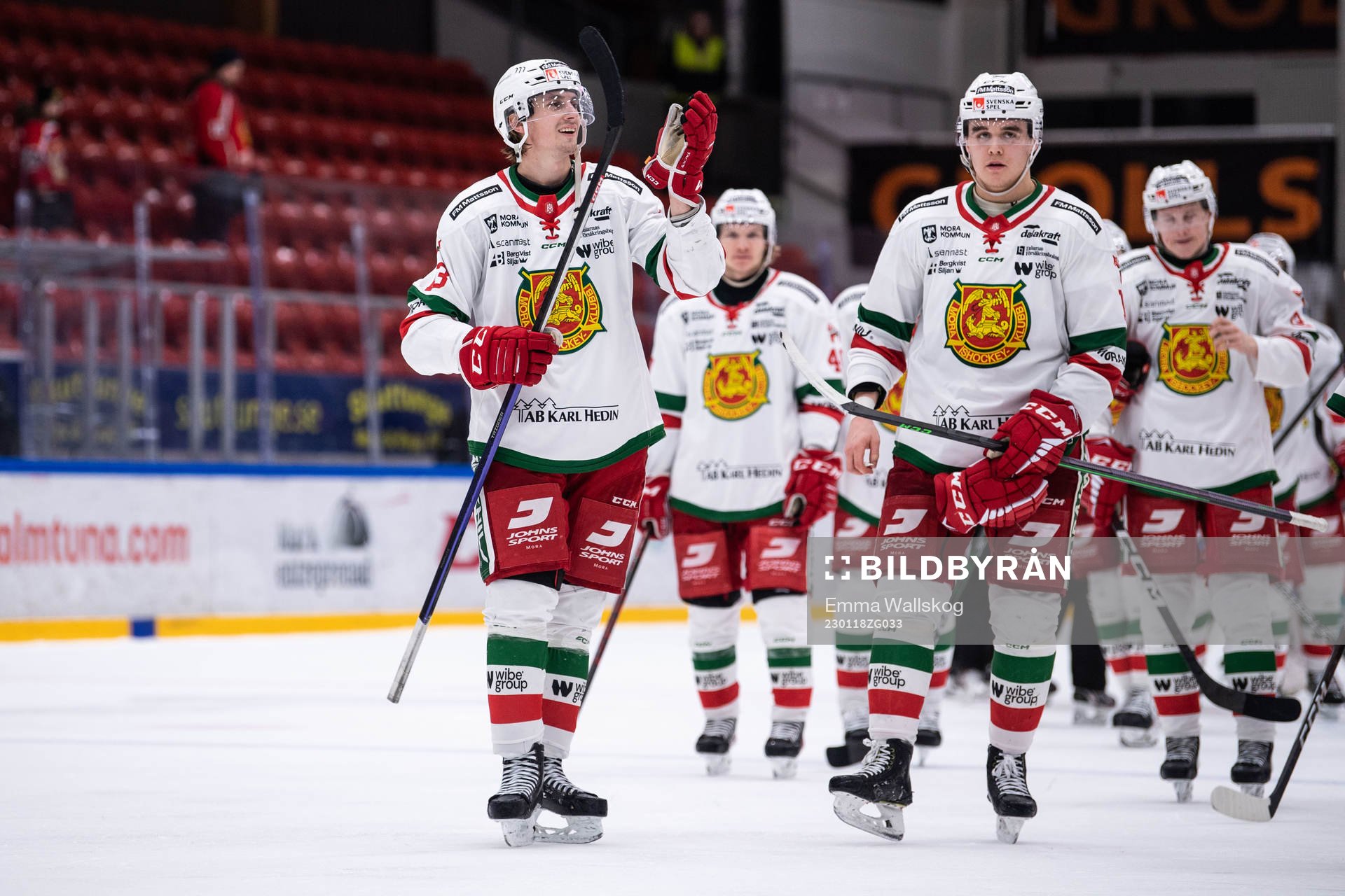 Moras Fabian Ilestedt jublar med Axel Sundberg