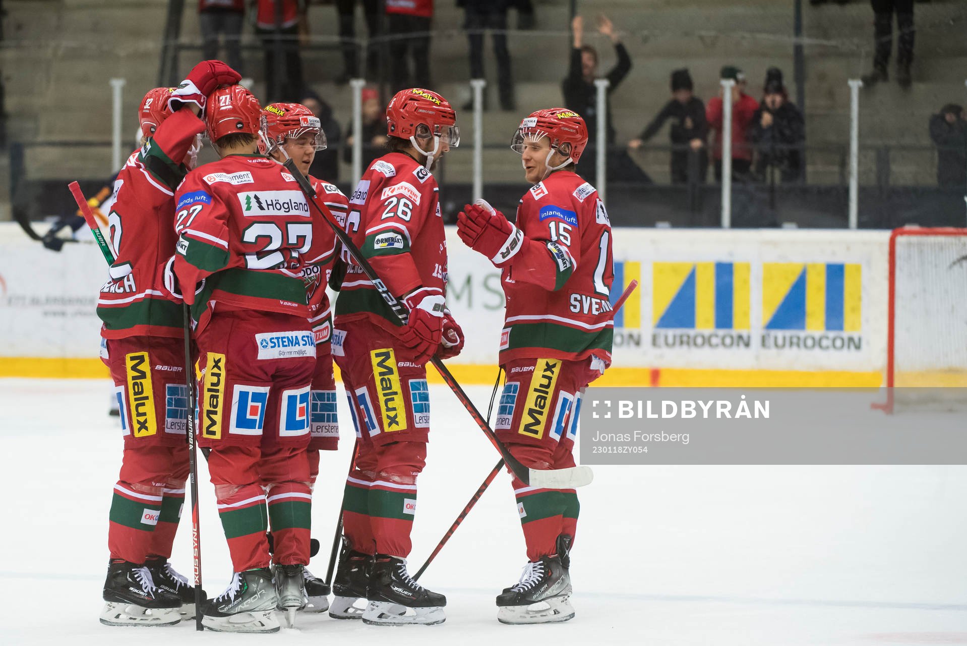 Modos Emil Wahlberg jublar