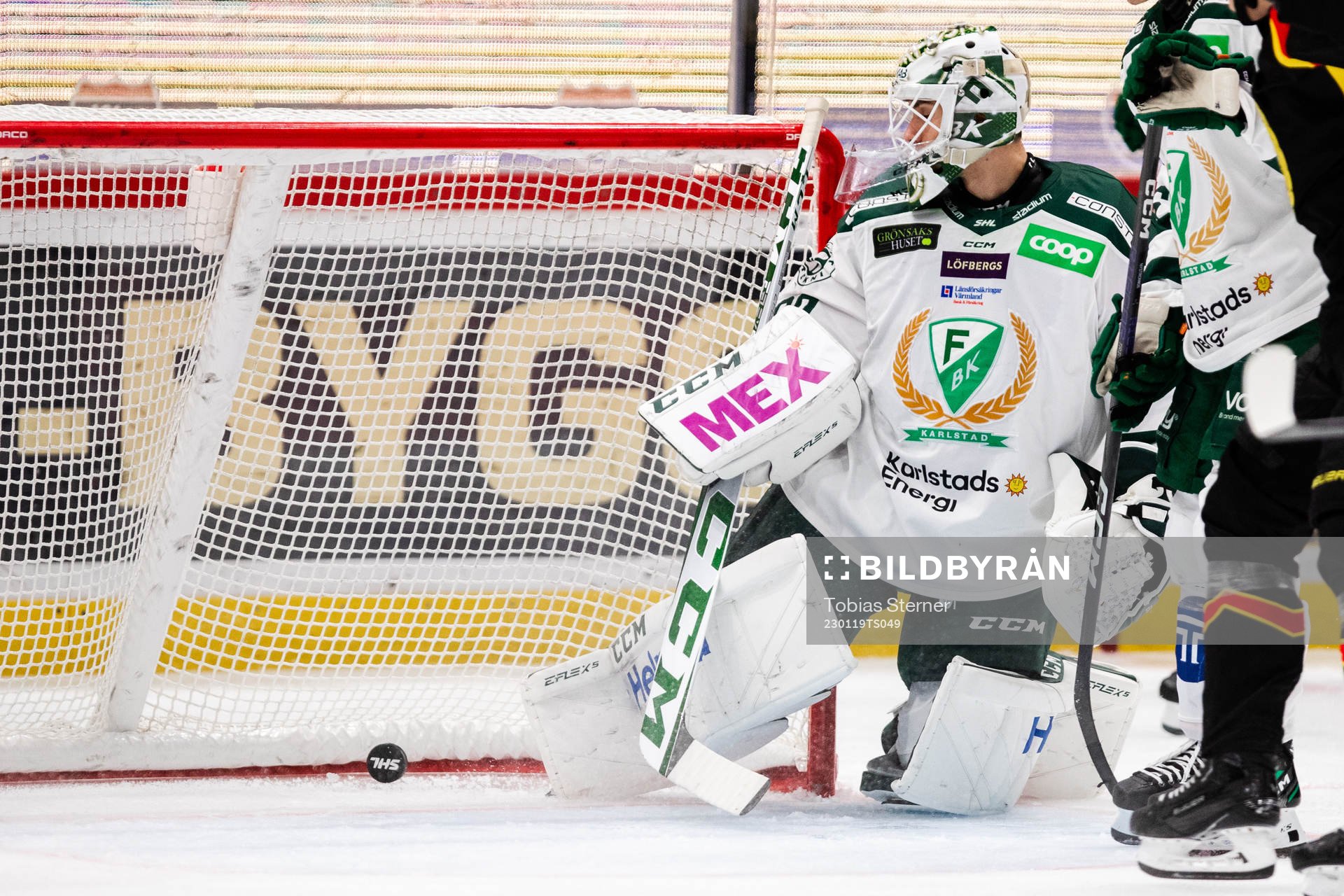 Färjestads målvakt Matthew Tomkins släpper in 2-2 av