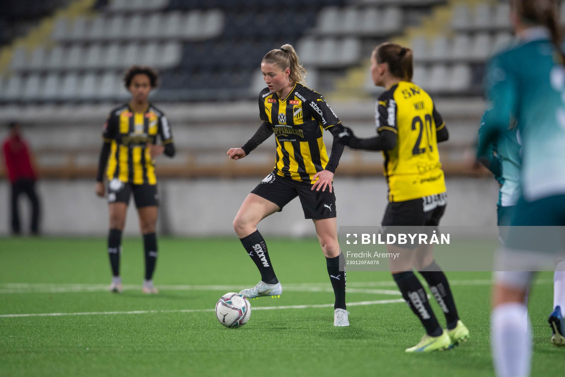 Häckens Alexandra Larsson under träningsmatchen mellan Häcken och Alingsås den 20 januari 2023 i Göteborg. 