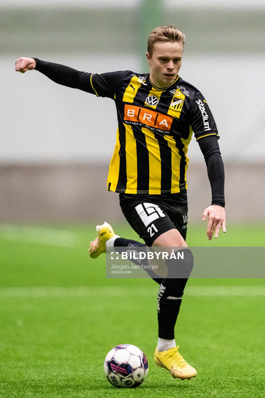Häckens Tomas Totland