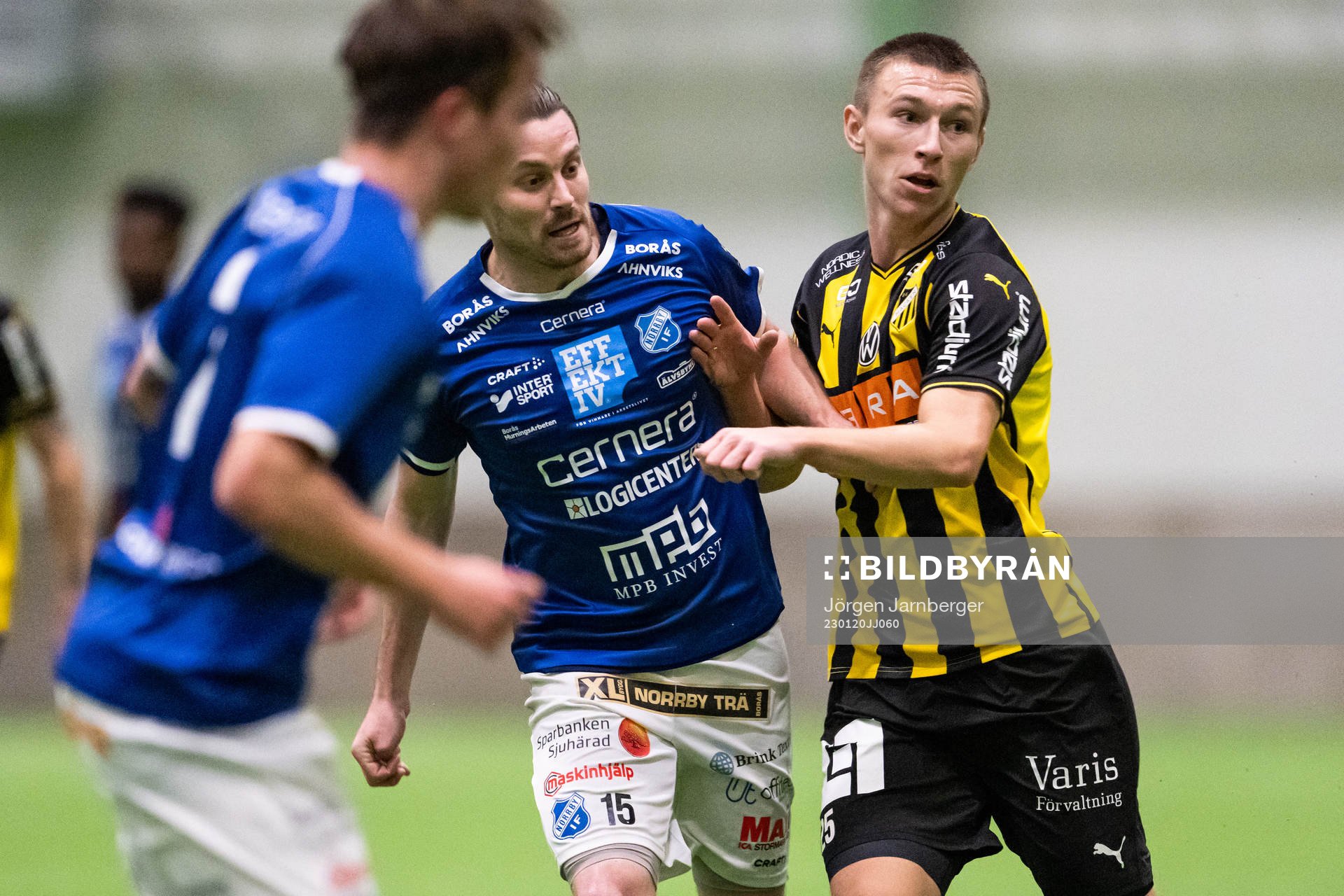 Norrbys Nino Osmanagić och Häckens Kristoffer Lund