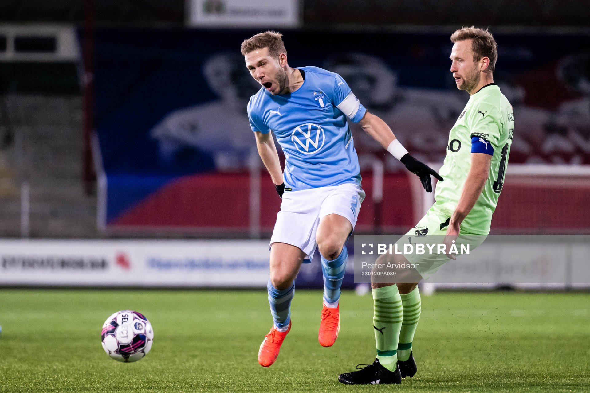 Malmö FFs Anton Tinnerholm och Randers Björn Kopplin