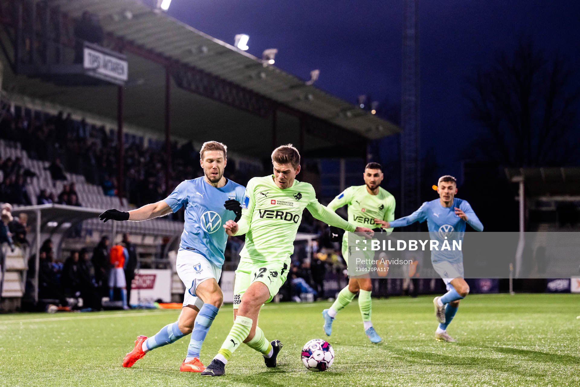 Malmö FFs Anton Tinnerholm och Randers Mikkel Pedersen