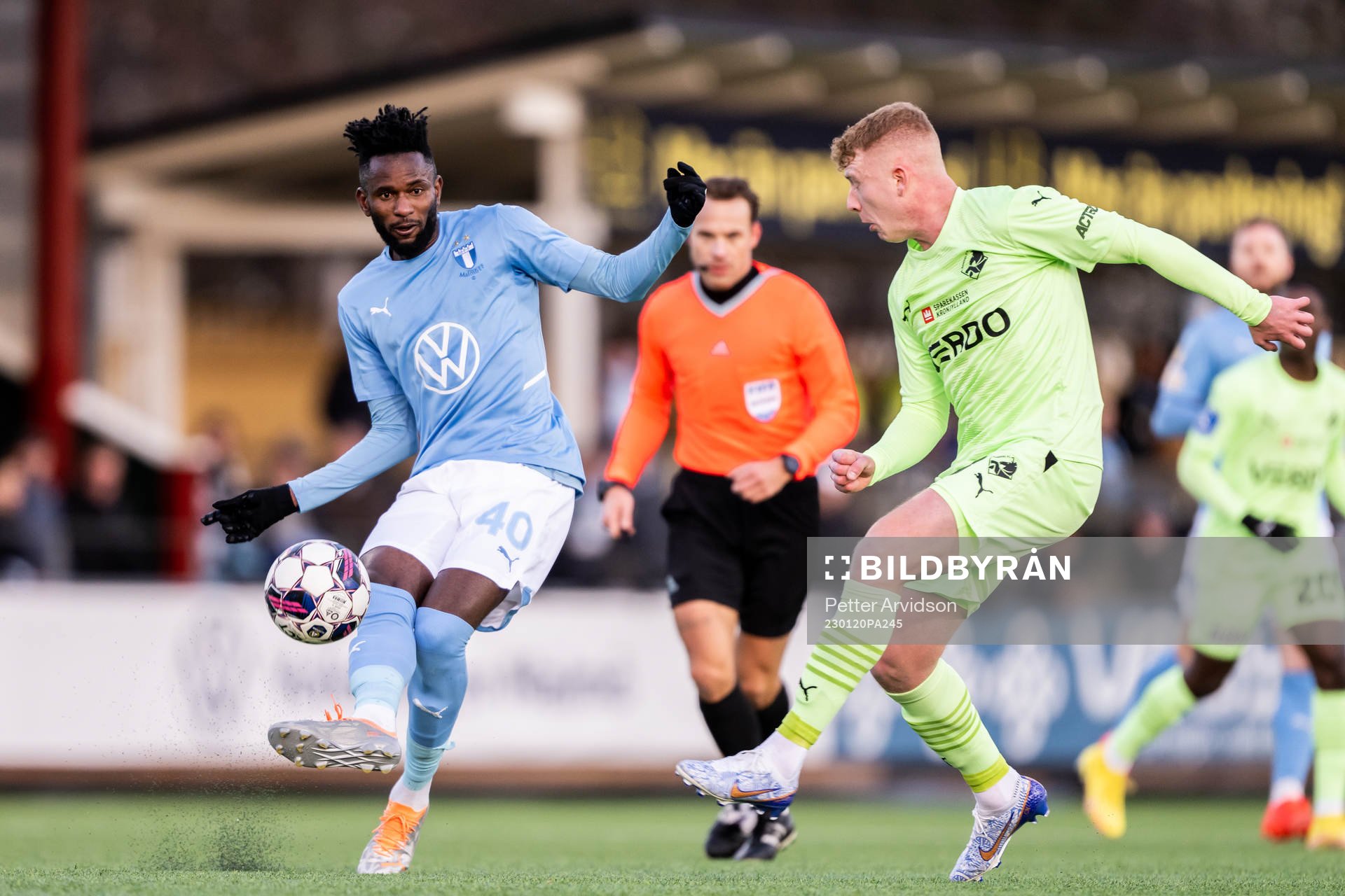 Malmö FFs Emmanuel Lomotey och Randers Mikkel Kallesöe