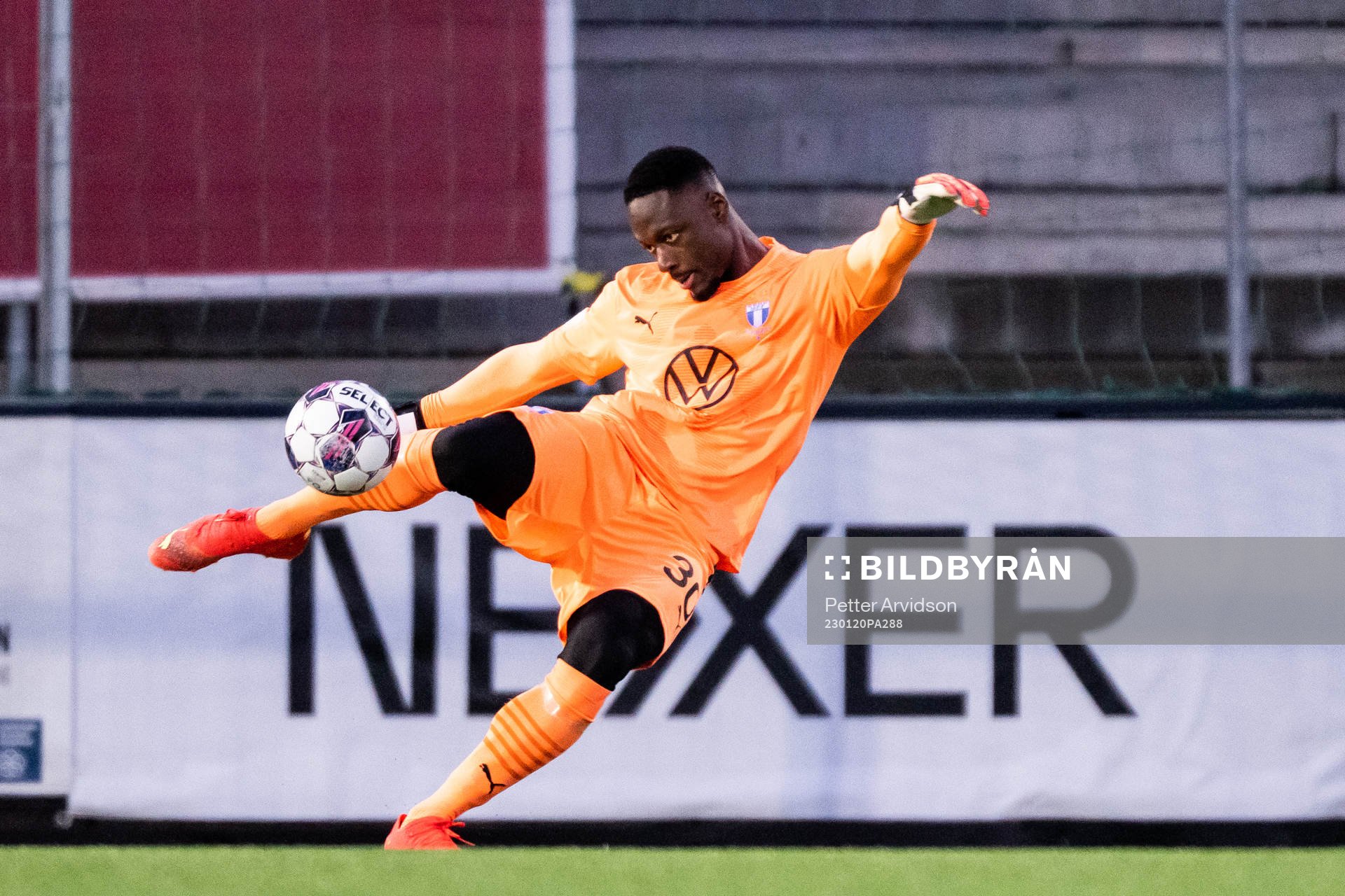 Malmö FFs målvakt Ismael Diawara
