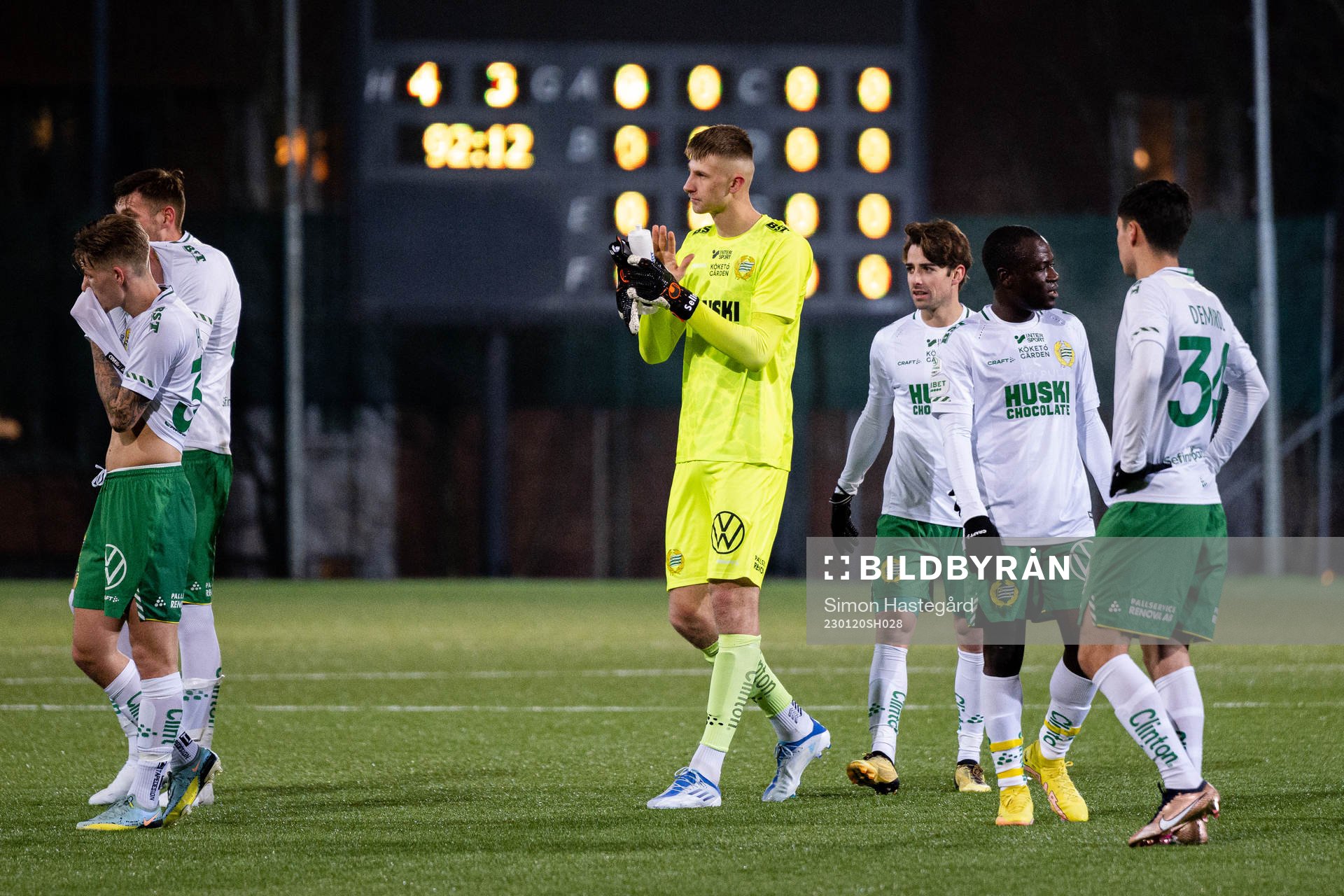 Hammarbys spelare jublar