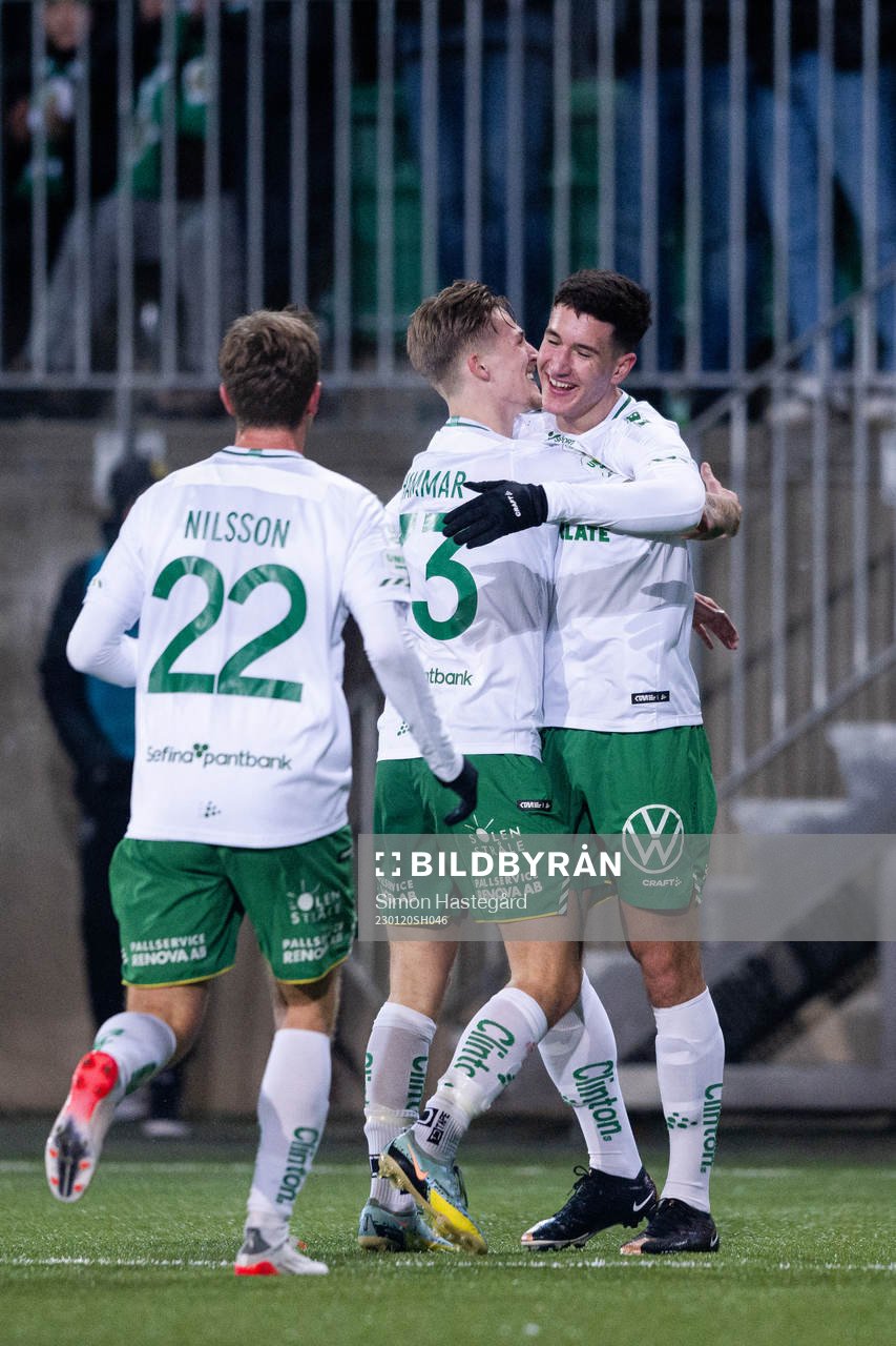 Hammarbys Joel Nilsson , Fredrik Hammar och Deniz Gul jublar