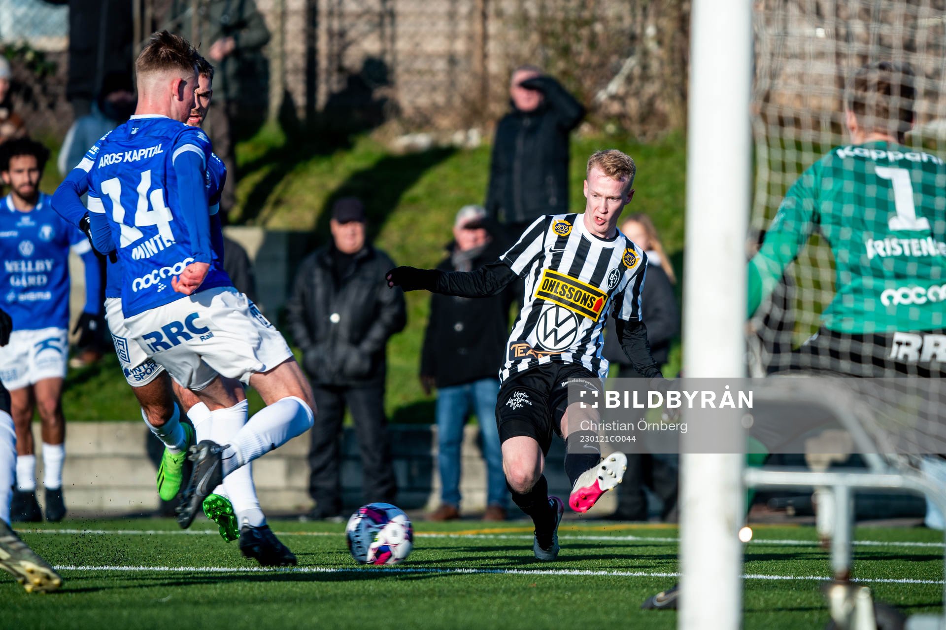 Landskronas David Edvardsson mot Trelleborgs Lukas Minter