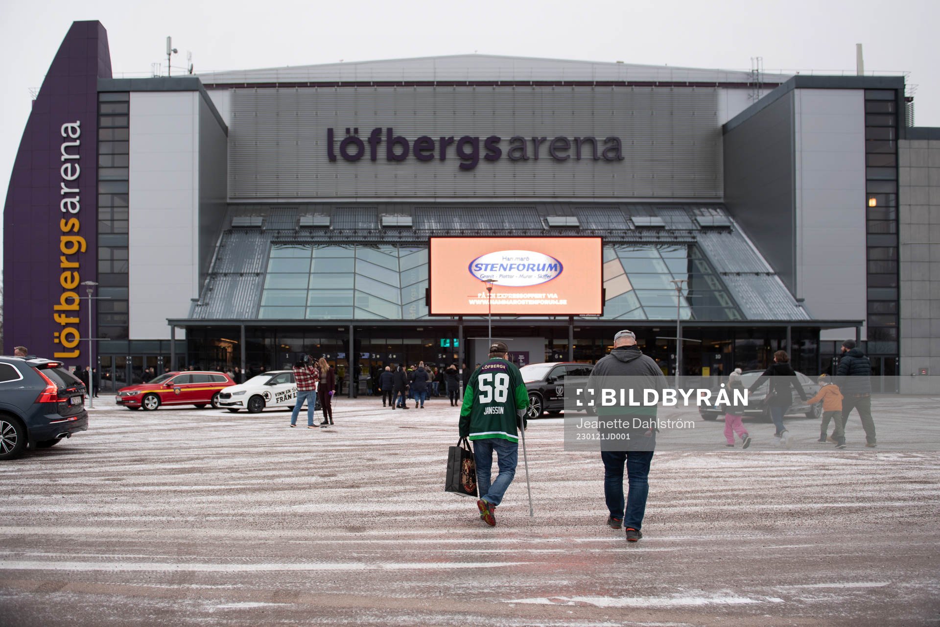 inför ishockeymatchen i SHL mellan Färjestad och