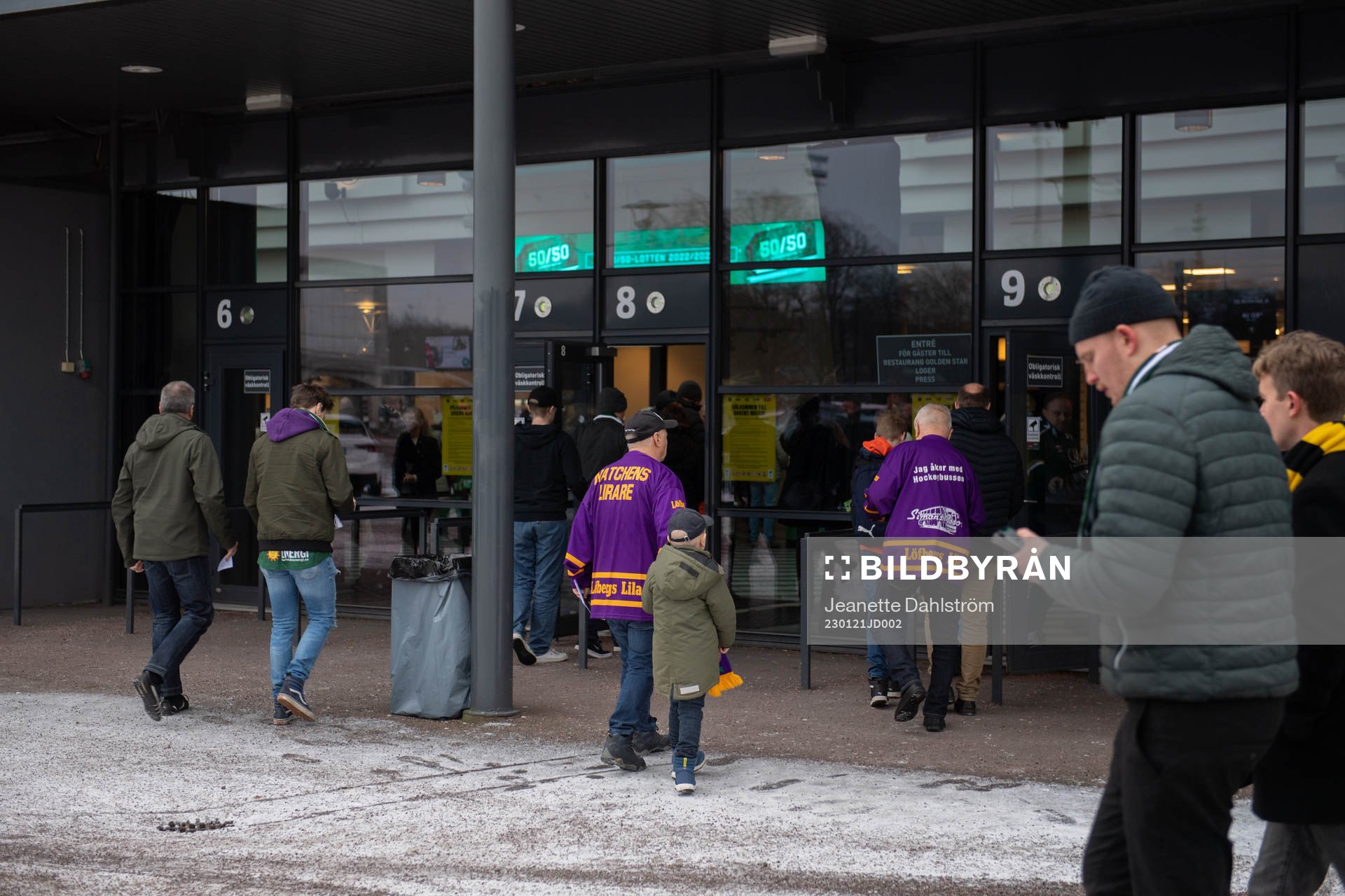 inför ishockeymatchen i SHL mellan Färjestad och