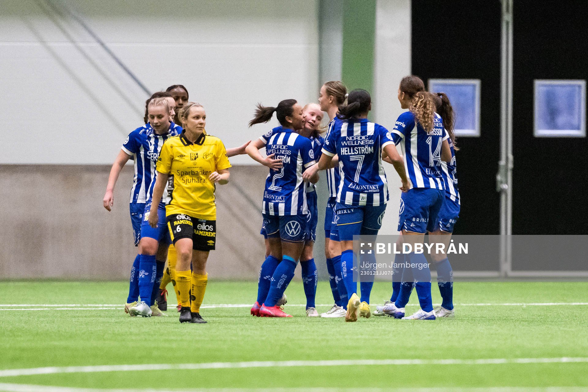 IFK Göteborgs spelare jublar