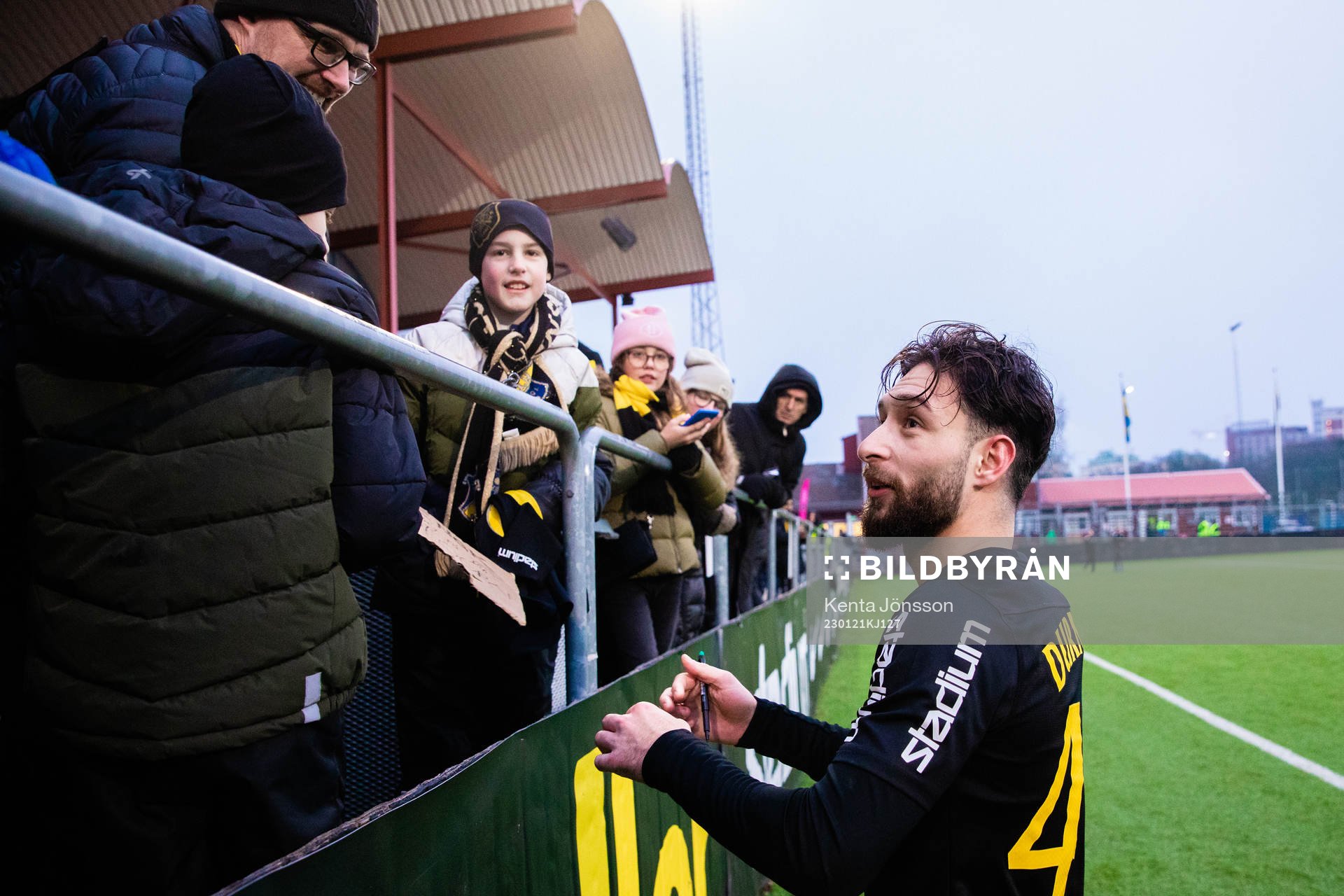 s Elias Durmaz