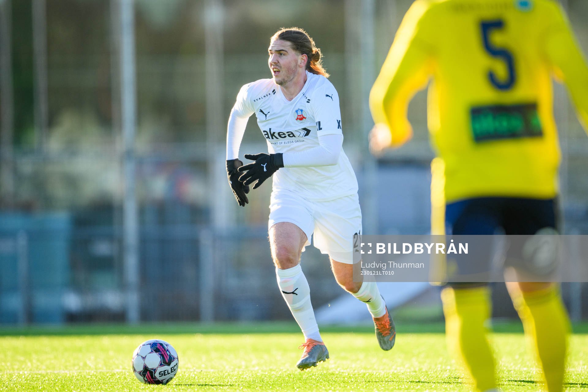 Helsingborgs Charlie Weberg under träningsmatchen i fotboll mellan Ängelholm och Helsingborg den 21 januari 2023 i Ängelholm. 