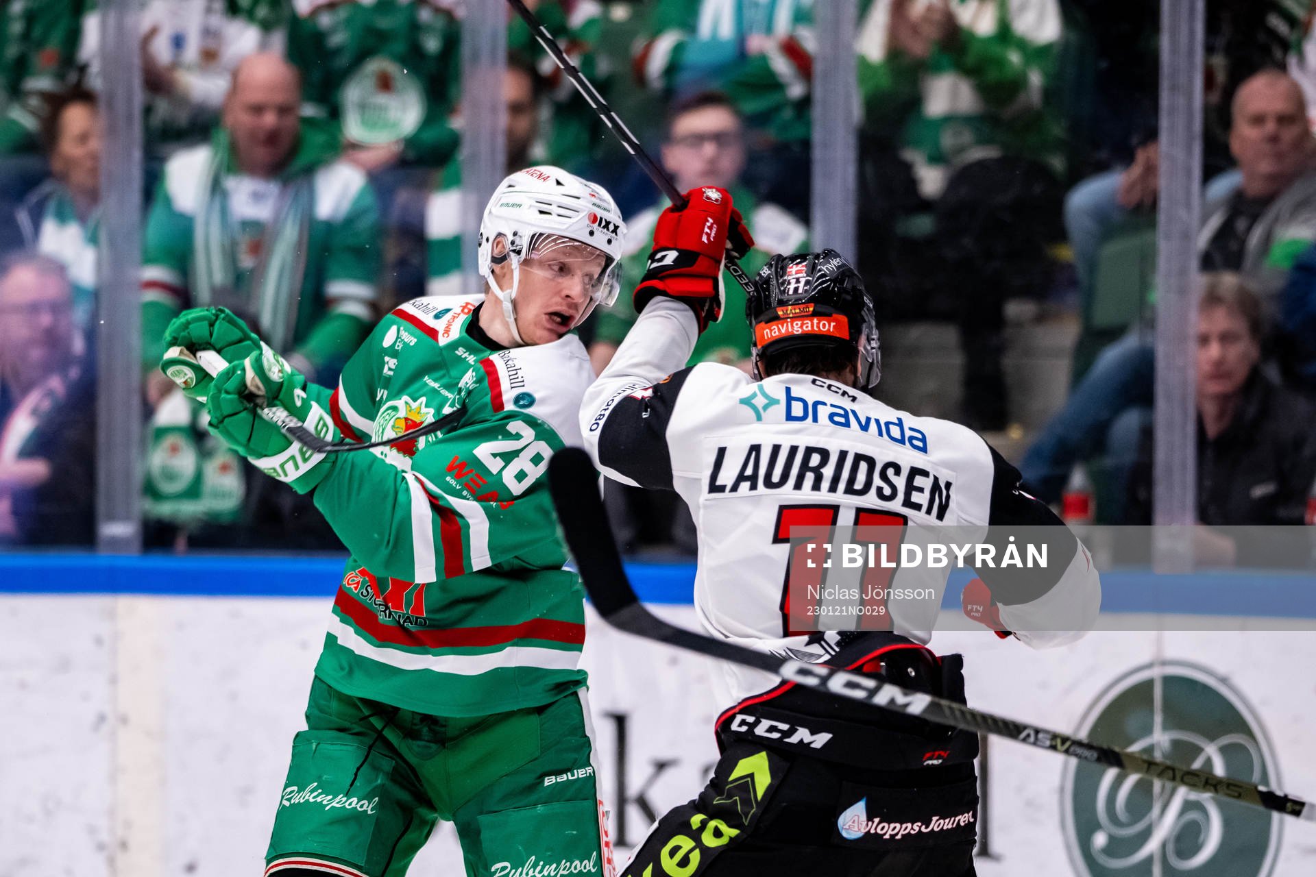 Rögles Anton Bengtsson och Malmö Redhawks Markus Lauridsen