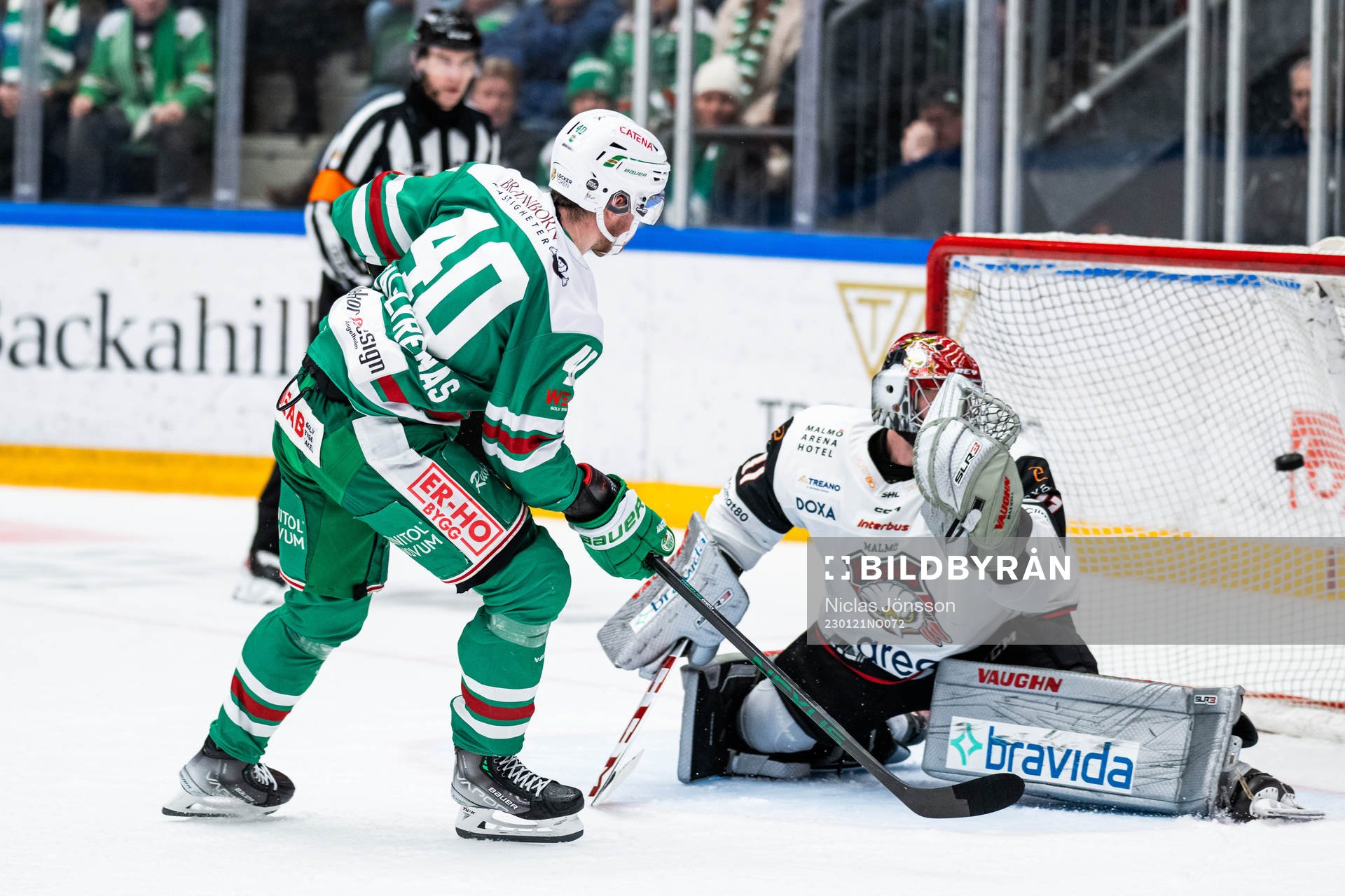 Rögles Oskar Stål-Lyrenäs gör mål i straffläggningen