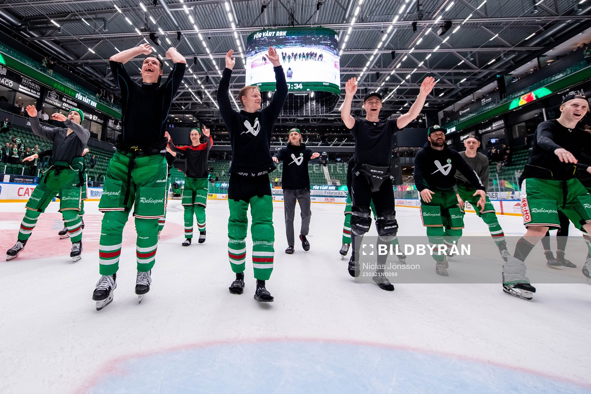 Rögles Erlend Lesund, Anton Bengtsson och målvakt Calle