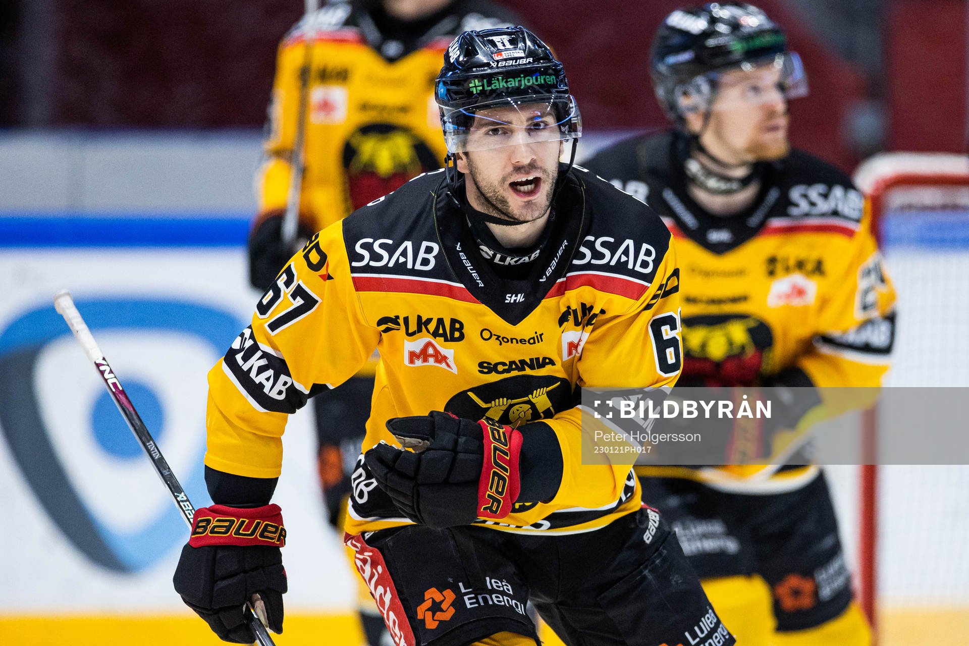 Luleås Konstantin Komarek jublar