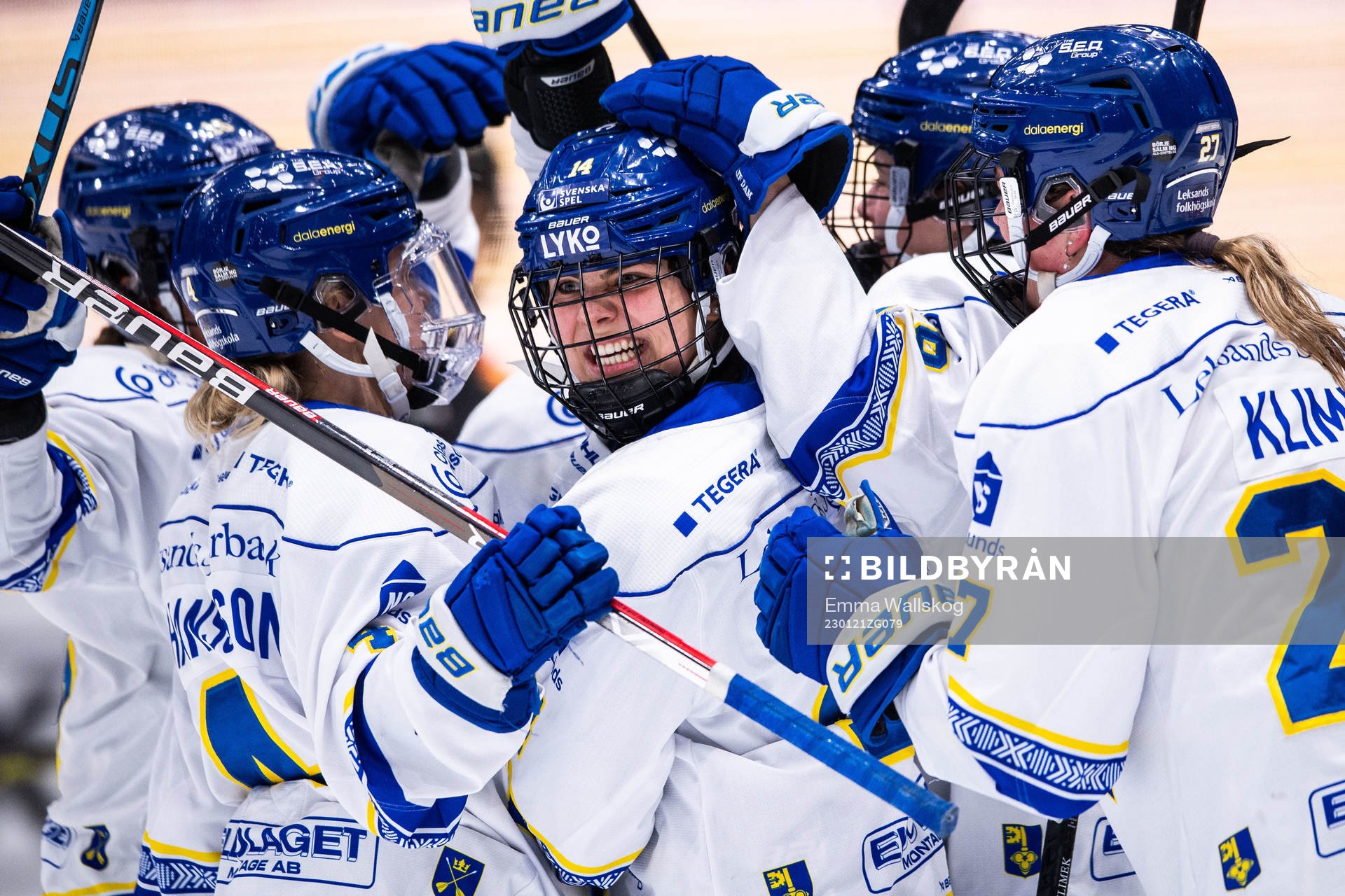 Leksands Noemi Ryhner jublar med lagkamrater