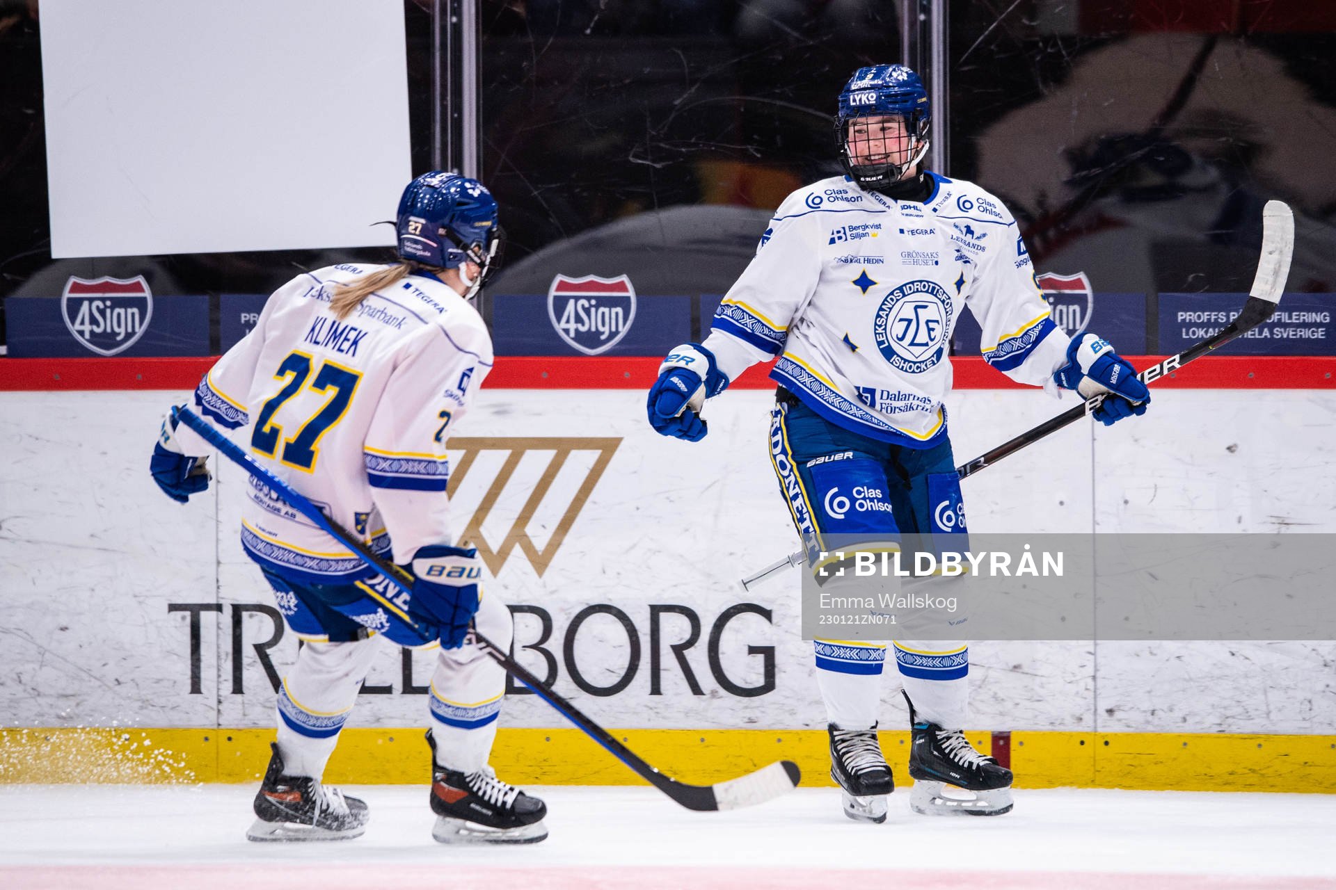 Leksands Hana Haasova jublar med Victoria Klimek