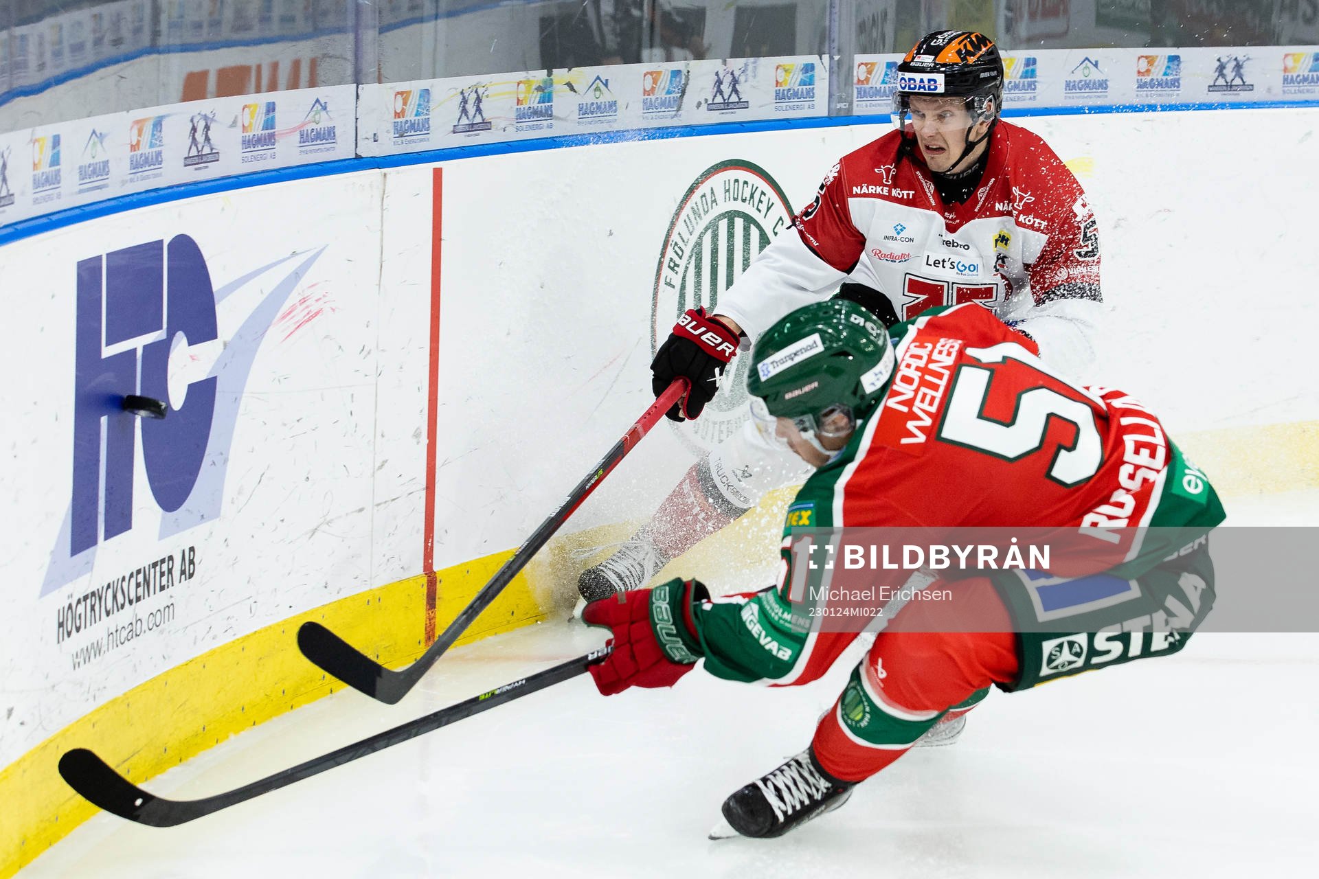 Örebros Gustav Backström och Frölundas Mats Rosseli Olsen