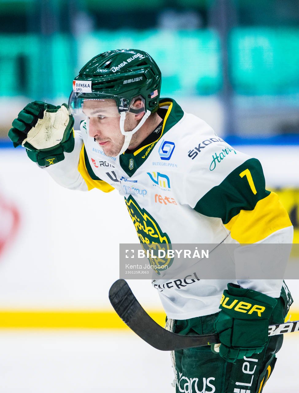 Björklövens Nicholas Schilkey jublar