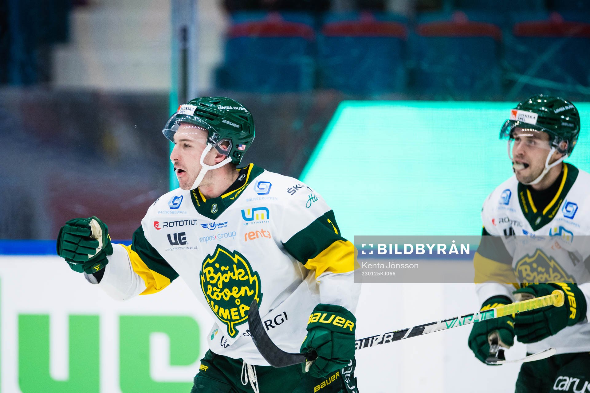 Björklövens Nicholas Schilkey jublar