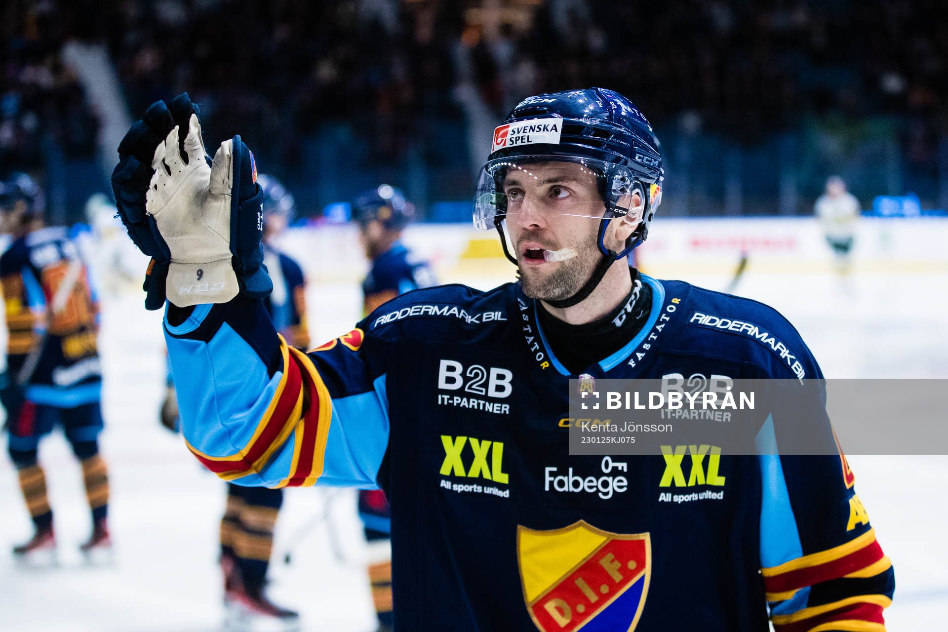 Djurgårdens Stefan Elliott jublar