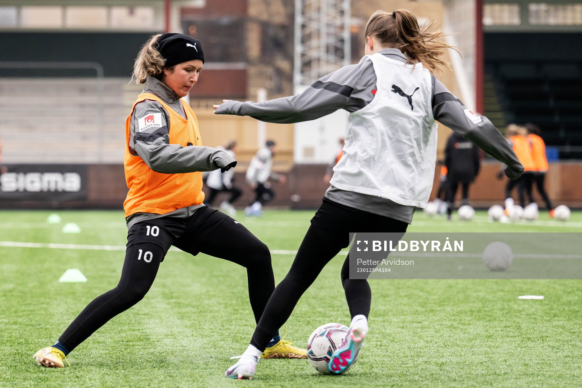 Loreta Kullashi och Bea Sprung