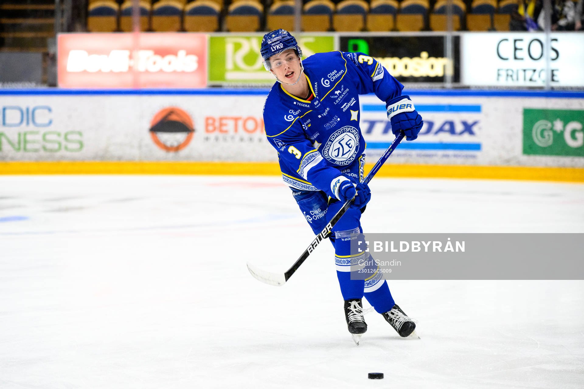 Leksands Anton Johansson innan ishockeymatchen i SHL mellan