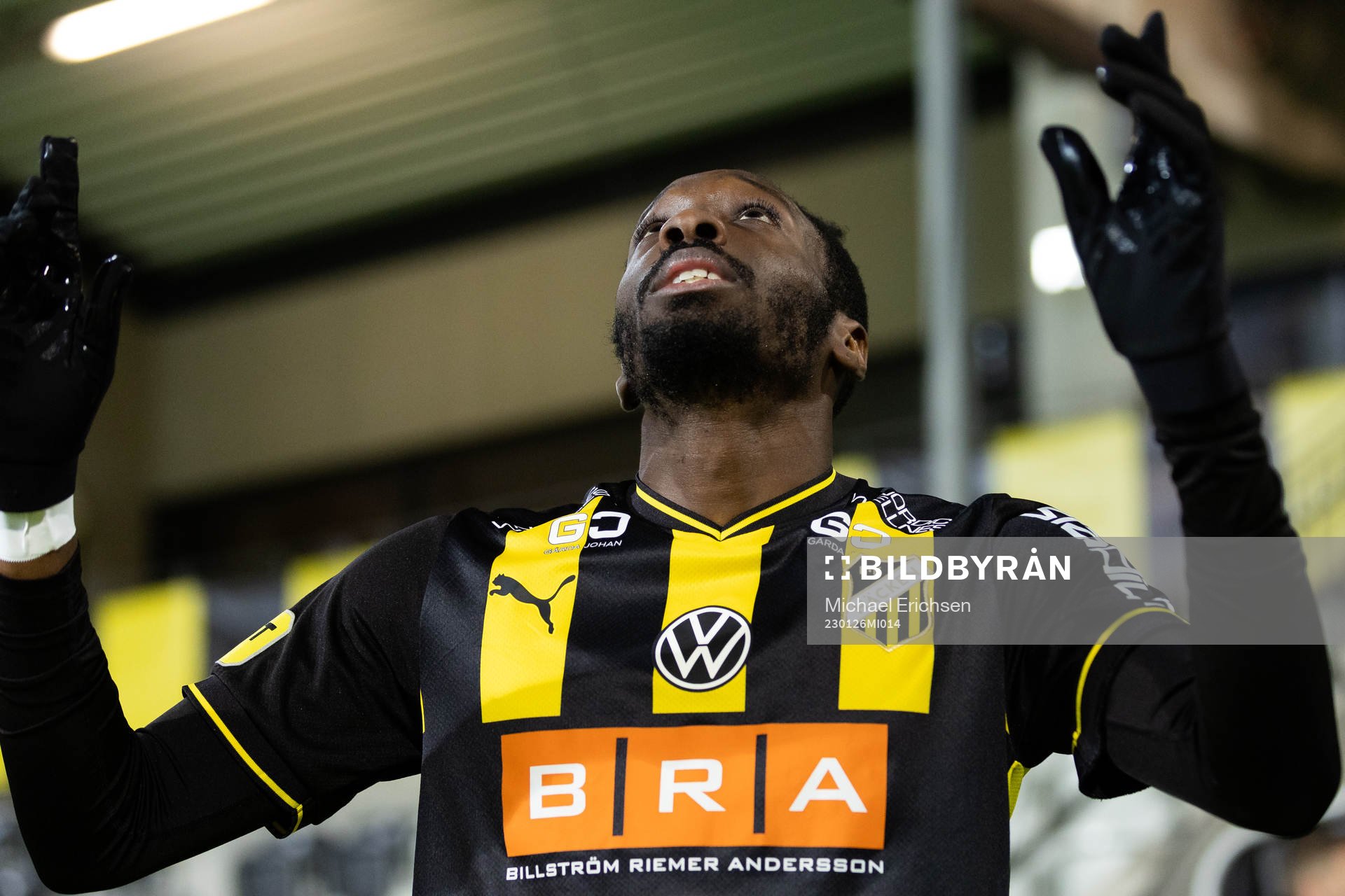 Häckens Blair Sebastian Turgott innan träningsmatchen i