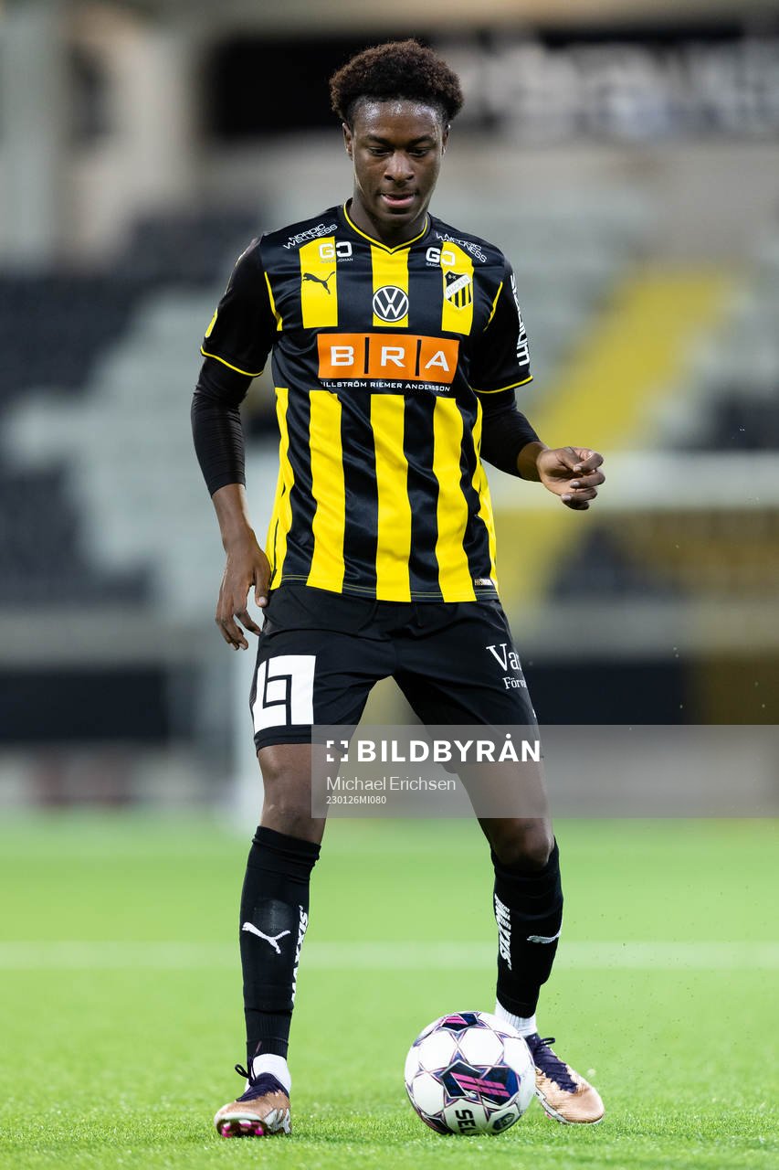 Häckens Kwasi Poku under träningsmatchen i fotboll mellan Häcken och Fredrikstad den 26 januari 2023 i Göteborg. 