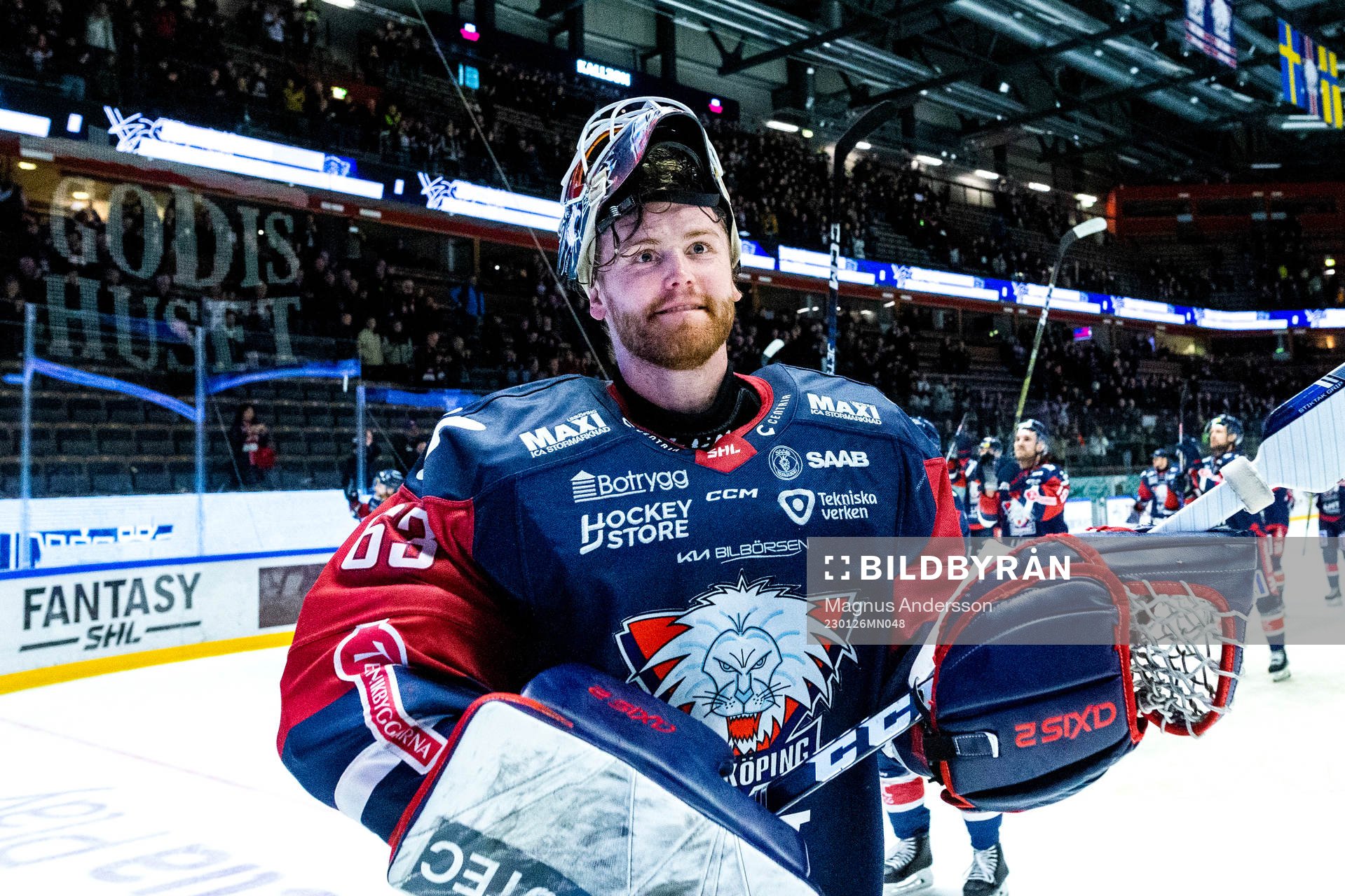 Linköpings målvakt Marcus Högberg jublar