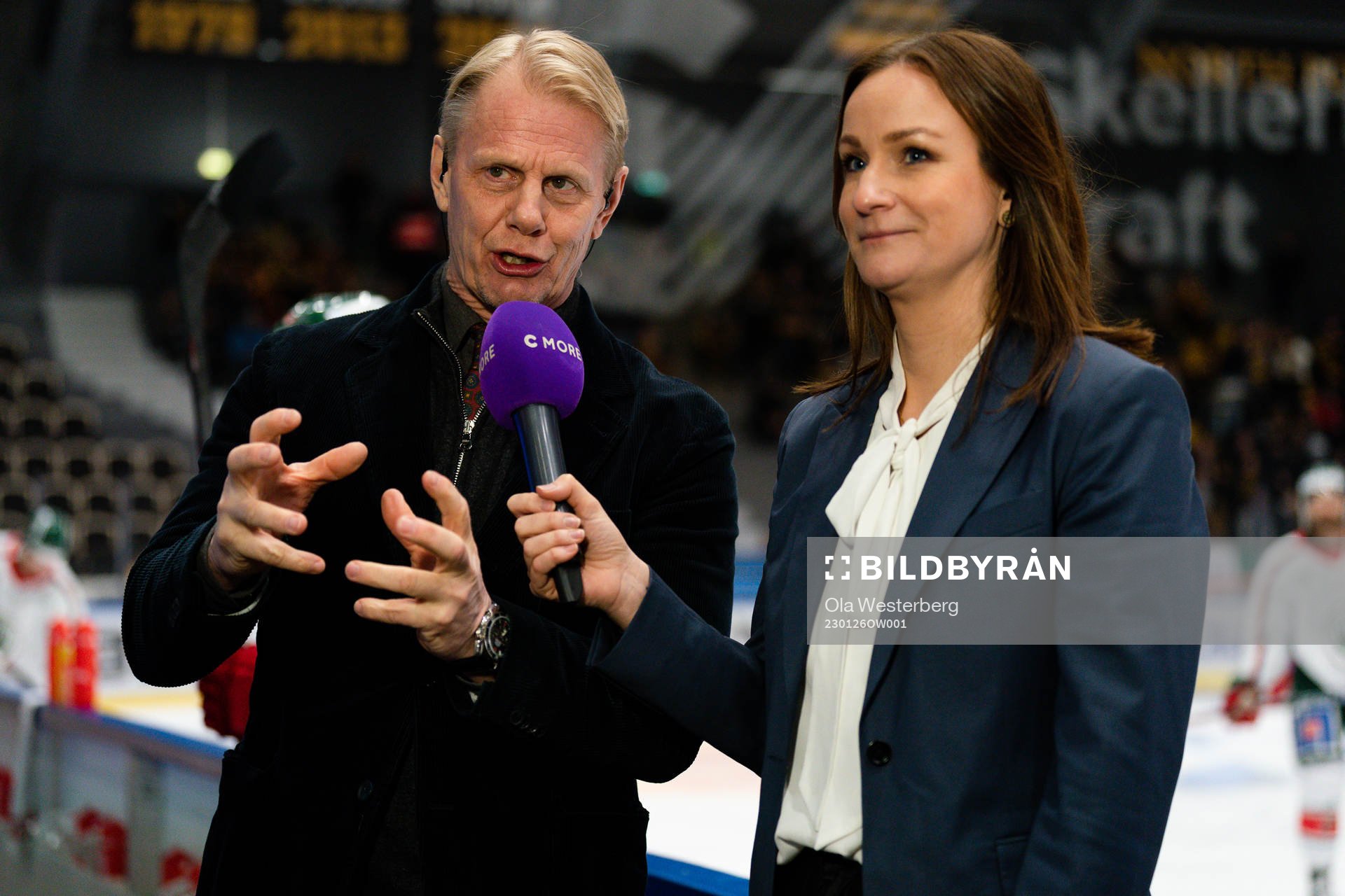 Cmores expert Niklas Wikegård och kommentator Lena