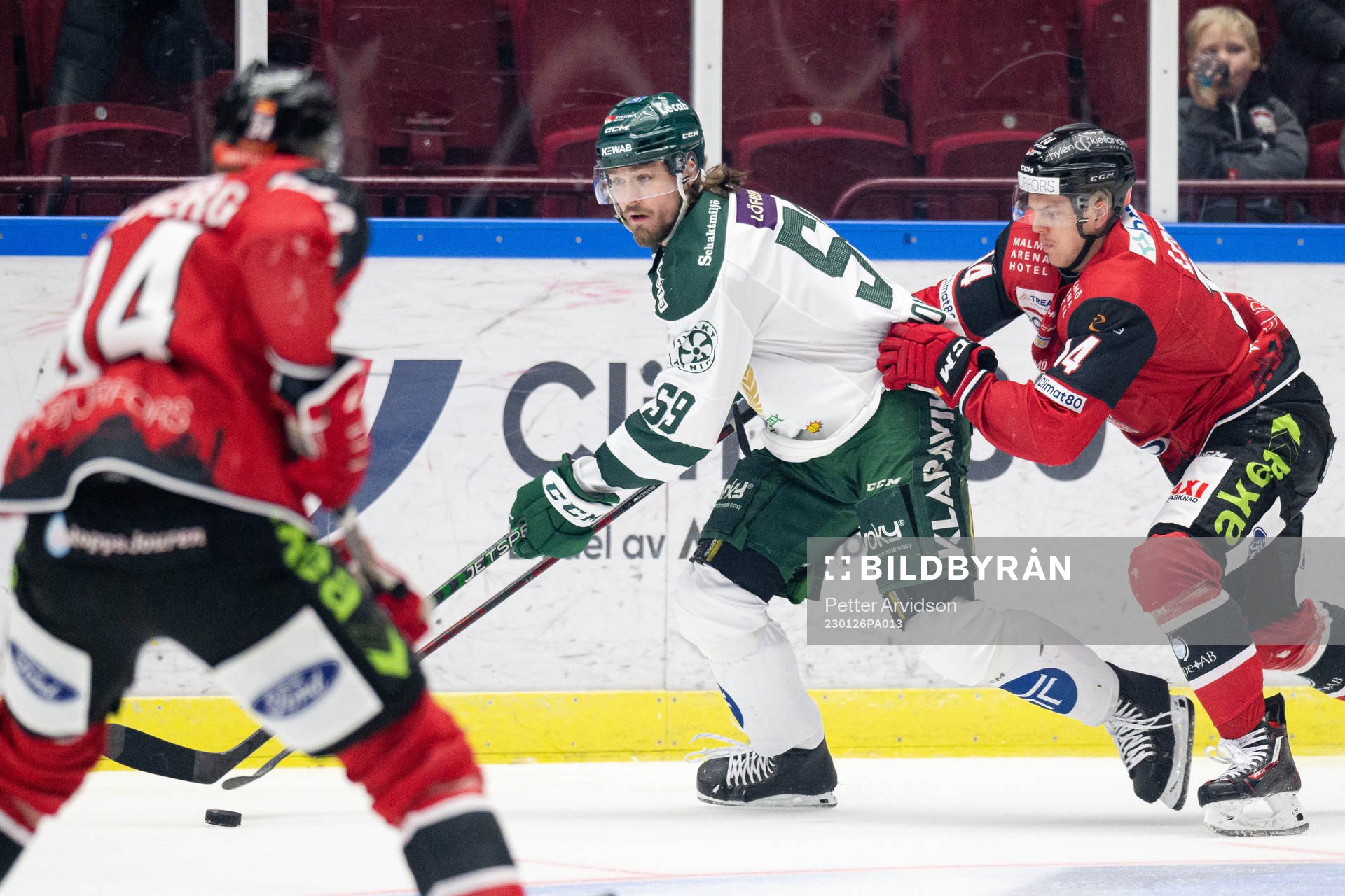 Färjestads Linus Johansson och Malmö Redhawks Carl-Johan