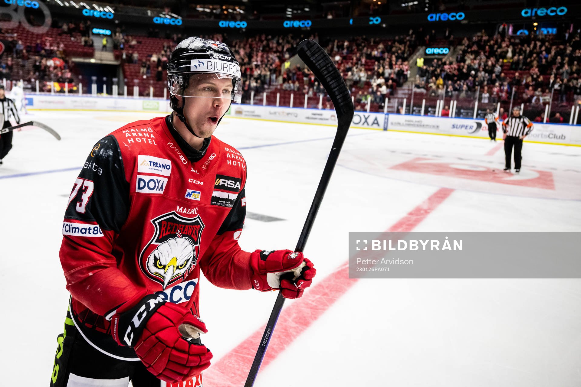 Malmö Redhawks Adam Ollas Mattsson jublar