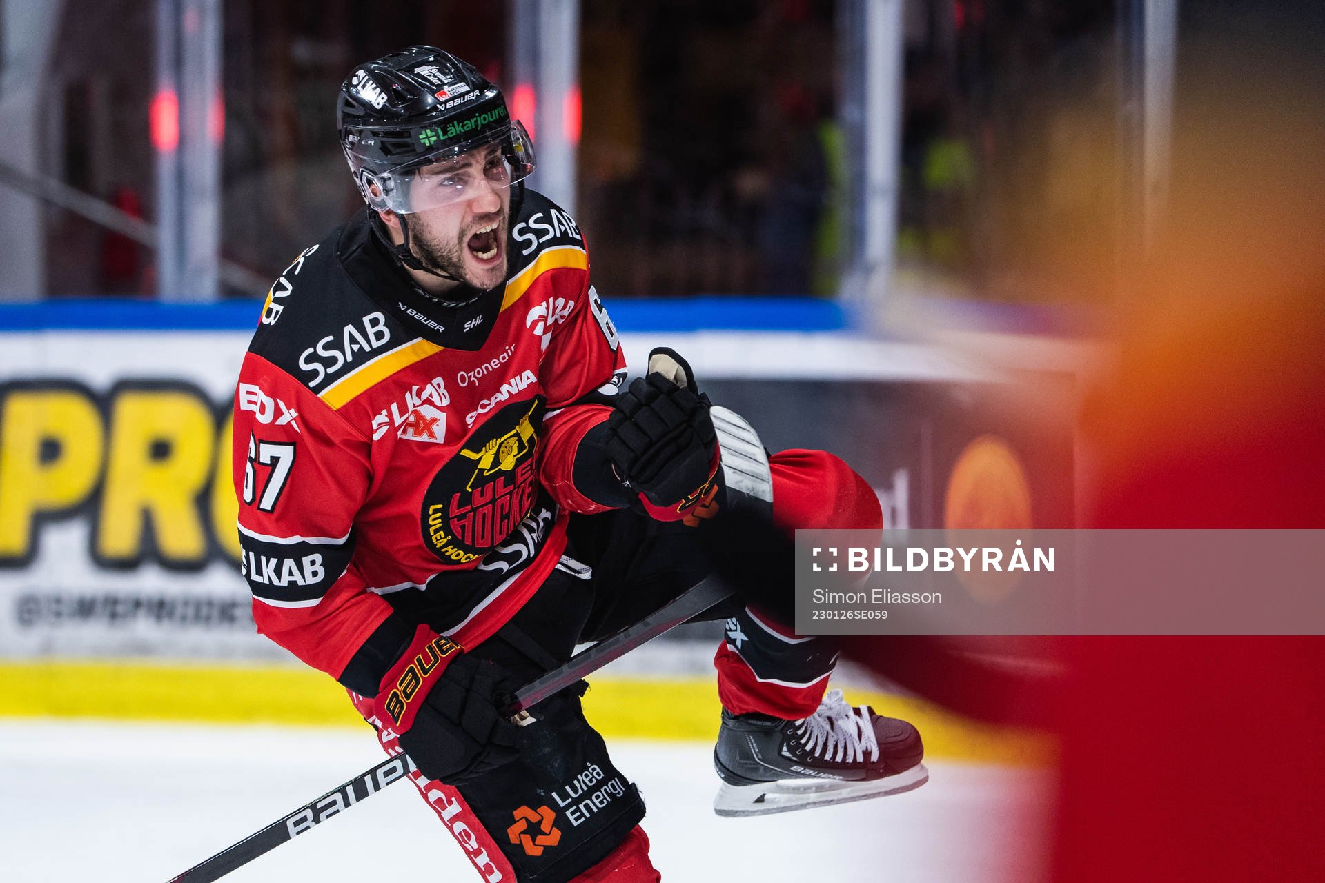Luleås Konstantin Komarek jublar