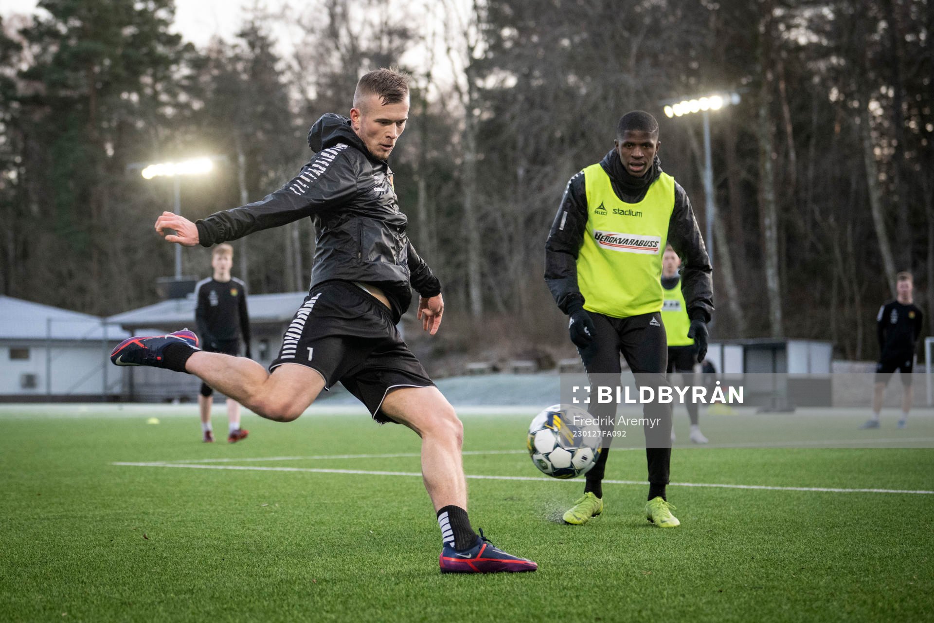 Alexander Ahl Holmström och Chisom Chidu