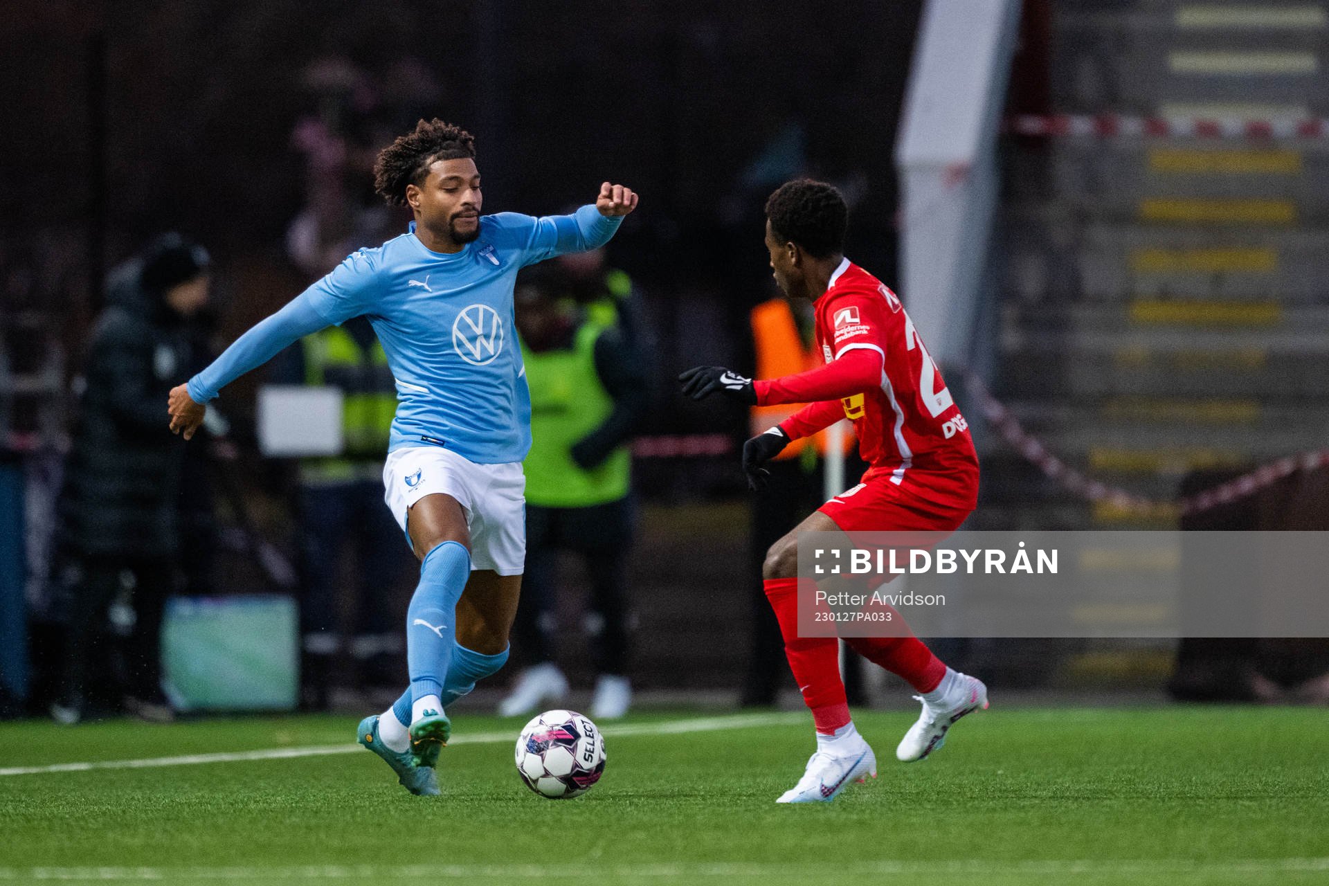 Malmö FFs Joseph Ceesay och Nordsjällands Mario Dorgeles