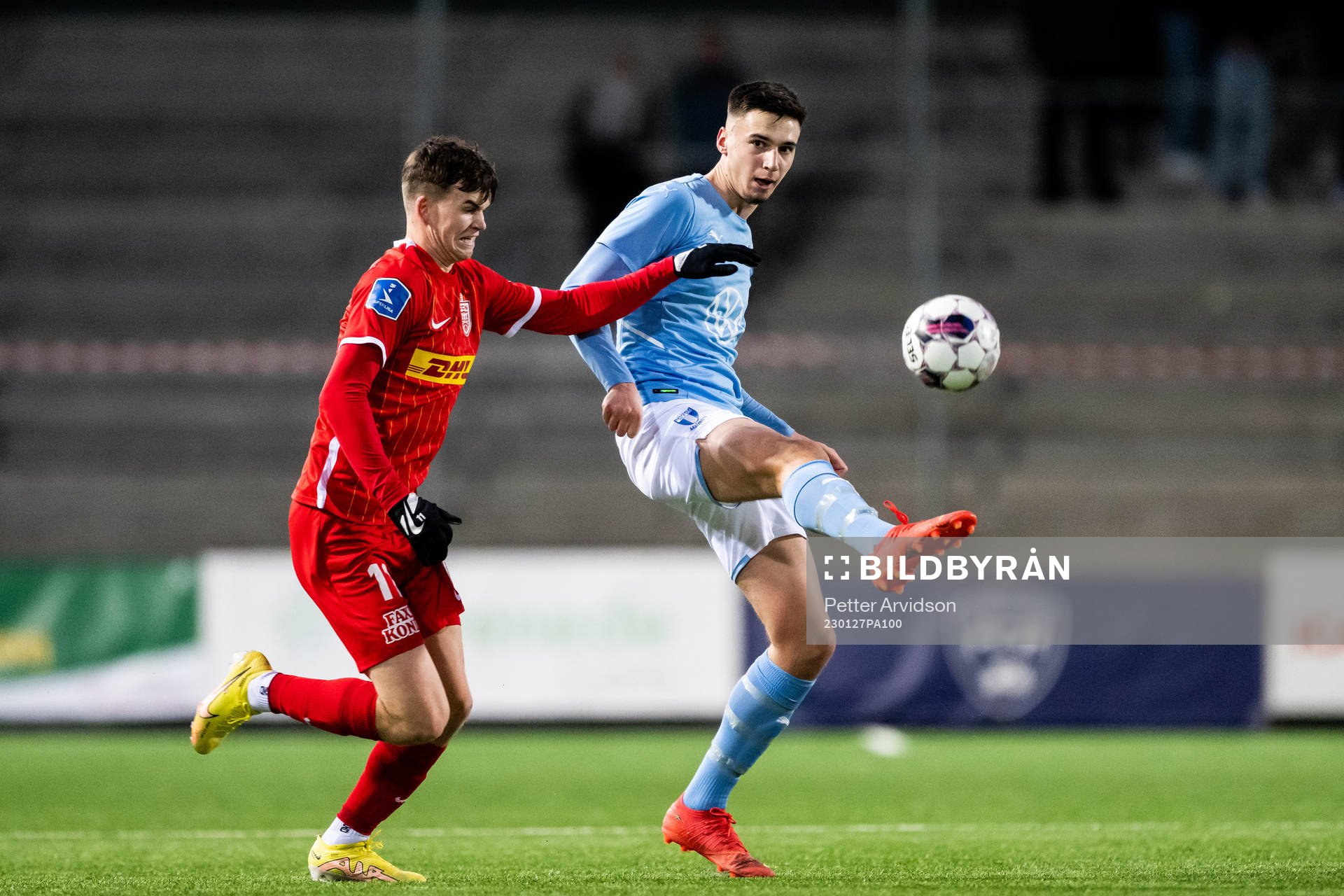 Nordsjällands Mads Kristian Hansen och Malmö FFs Noah Eile