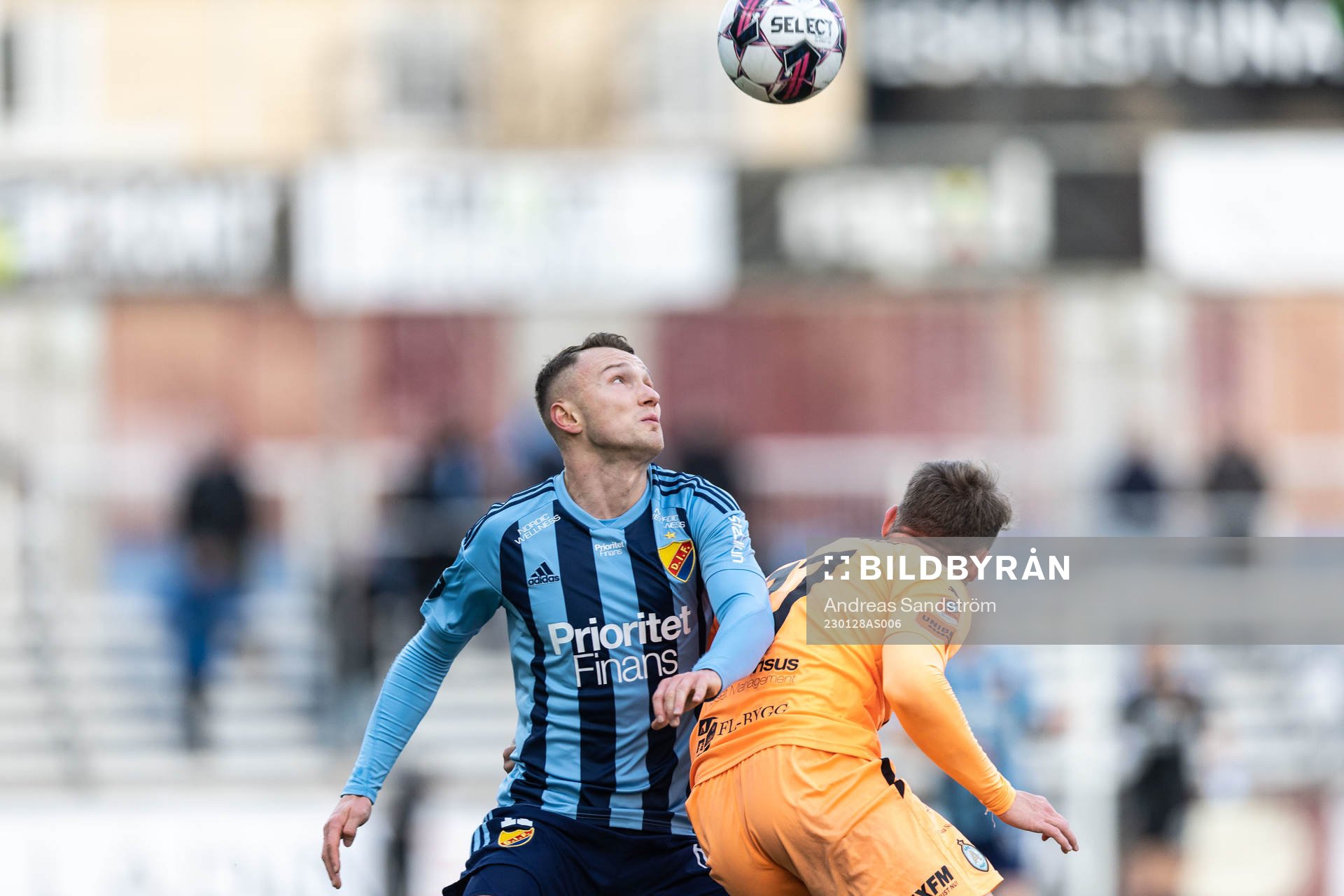 Djurgårdens Piotr Johansson och AFC Eskilstunas Anton