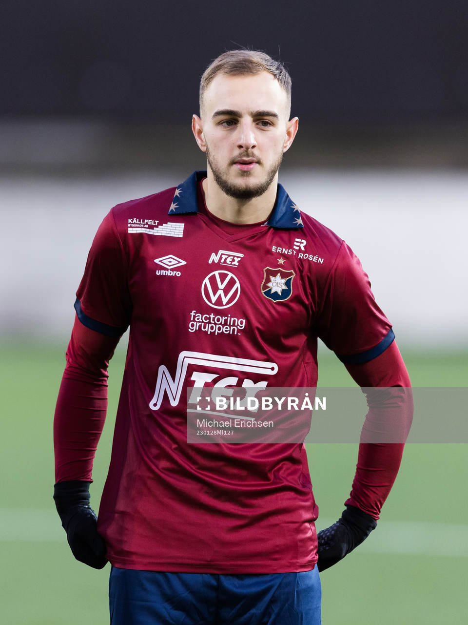 Örgrytes Amel Mujanic på line up innan träningsmatchen i