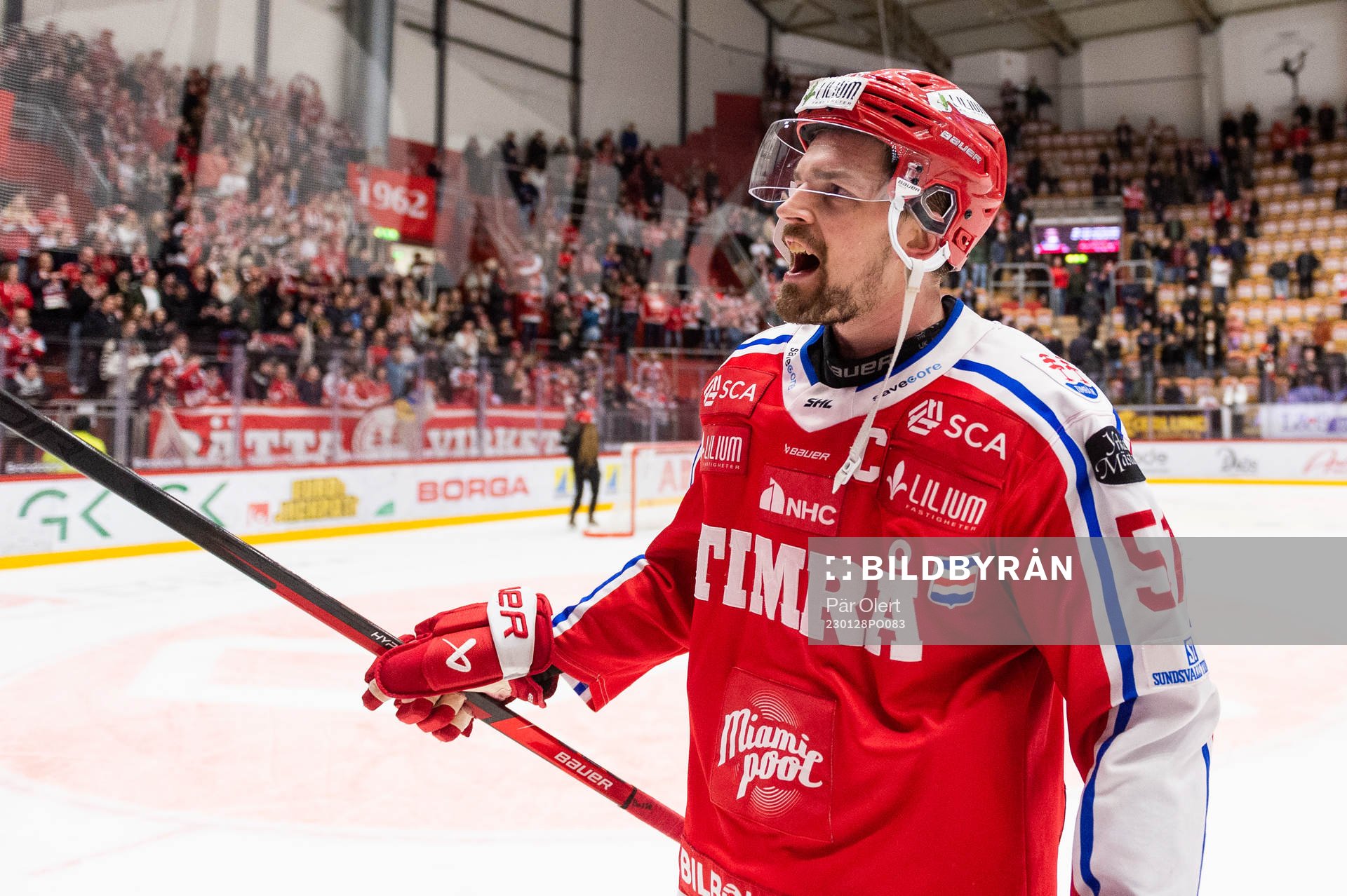 Timrås Anton Lander jublar